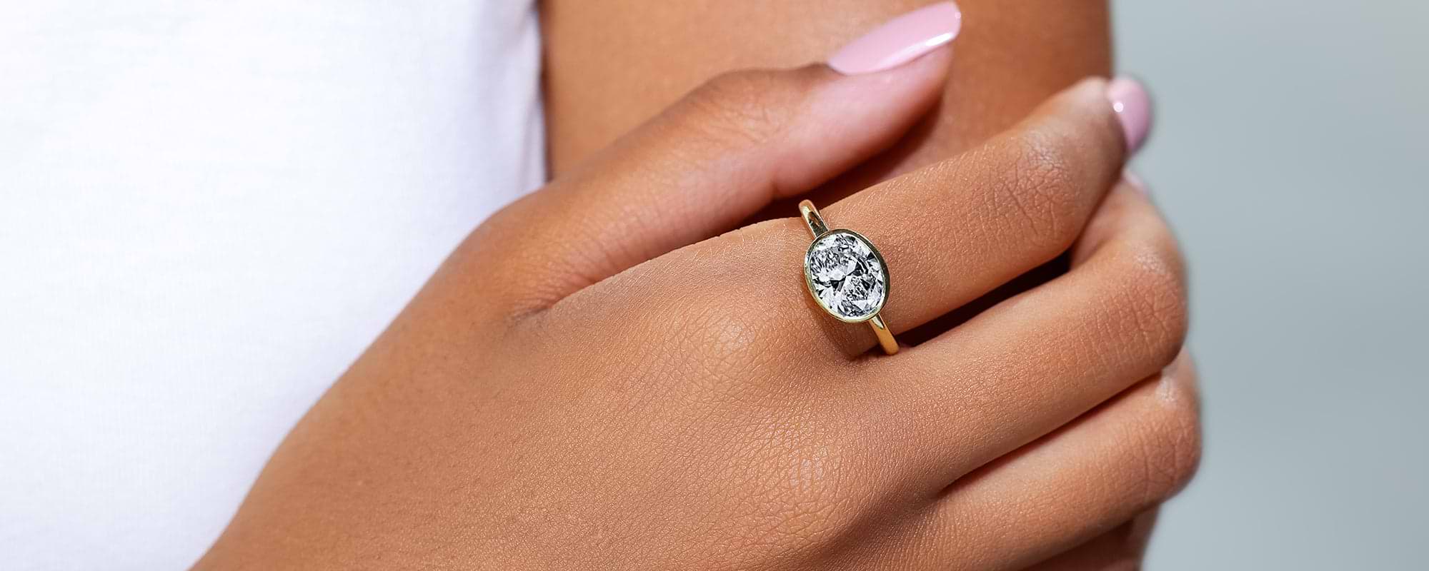 East-West Engagement Rings: The Trend Celebrities (and we) Love!