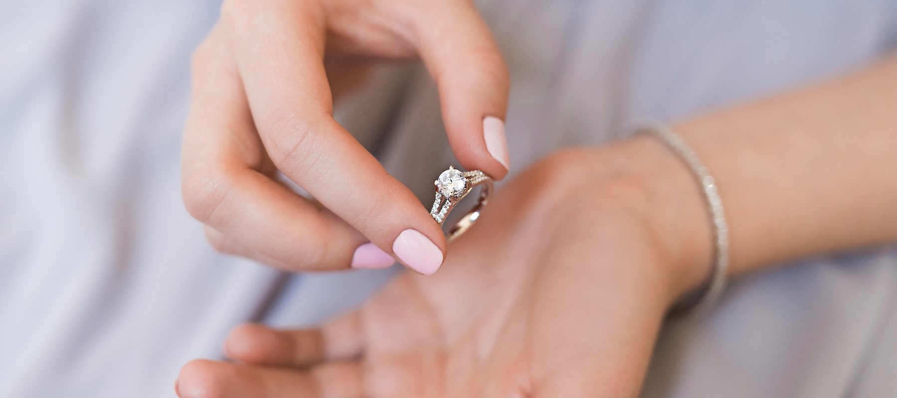 affordable lab grown diamond engagement ring