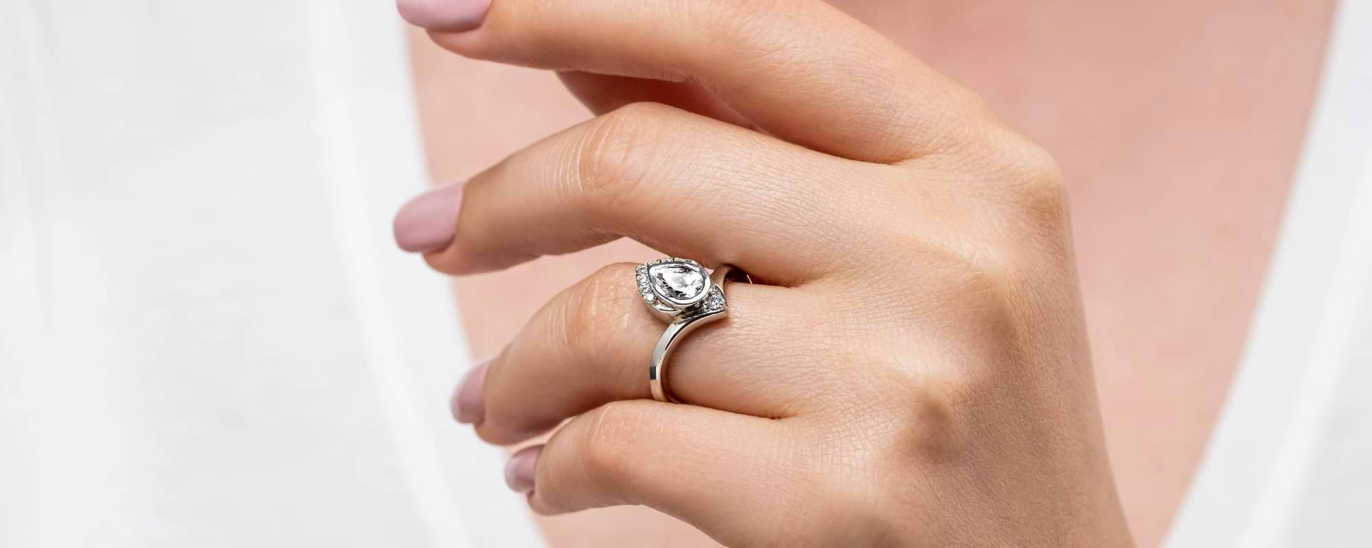 Top 8 Unique Engagement Rings That Will Surely Stand Out in a Crowd