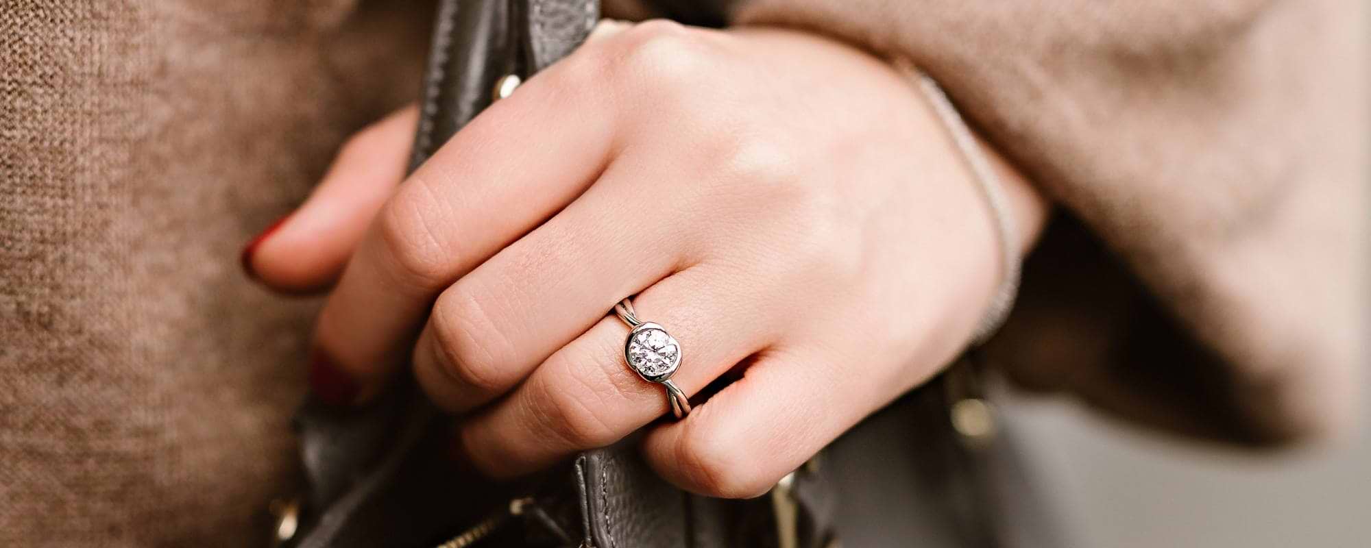 Top 10 Trending Modern Engagement Rings of the Year!
