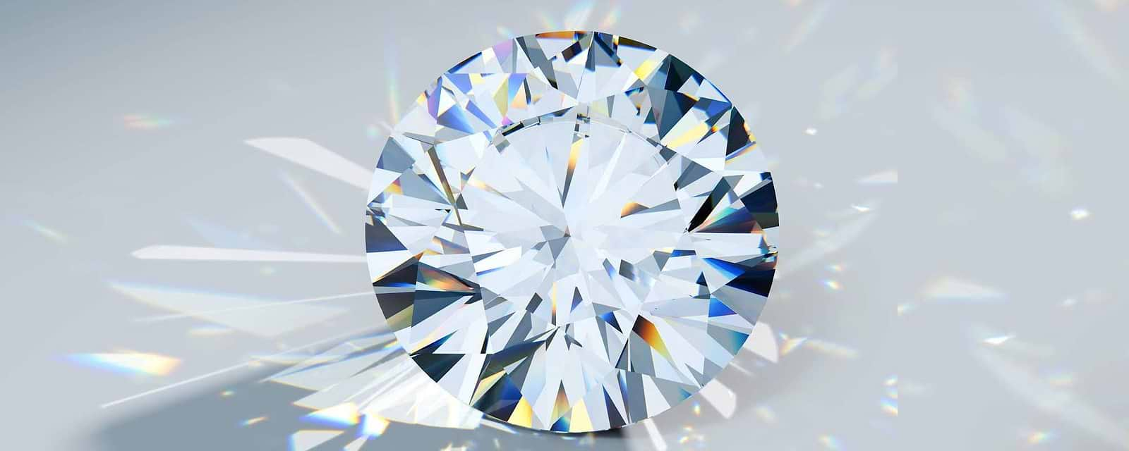 Lab-Made Diamonds vs Real Diamonds: A Comprehensive Guide