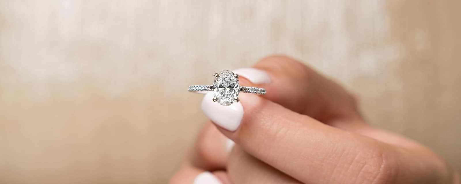Top 8 Stunning Side Stone Engagement Rings