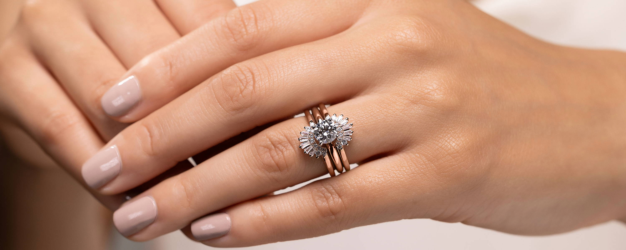 How to Choose the Right Wedding Band to Complete Your Ring