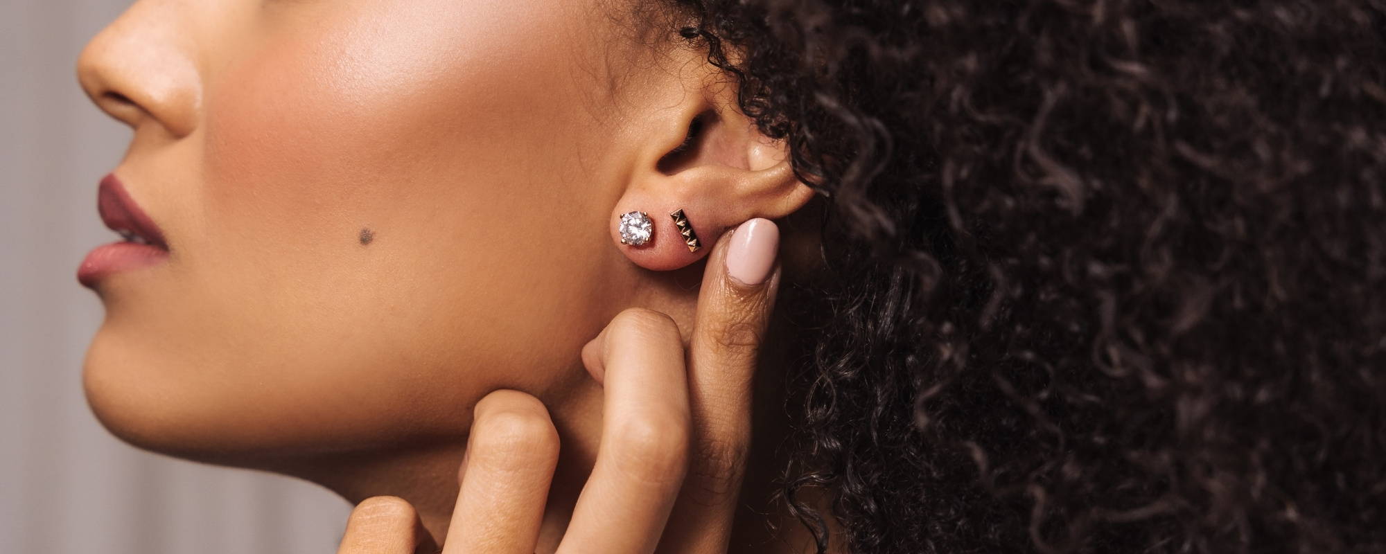 Anniversary Jewelry Gift Guide: Timeless Ideas for Every Year