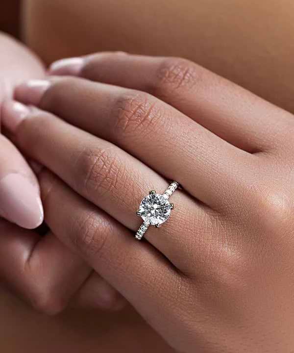 Queen Vintage Engagement Ring - 8.5mm Round Cut Forever One Colorless Moissanite