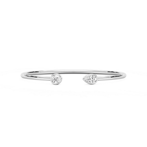 1 ctw Emerald And Heart Lab Grown Diamond Bezel Set Cuff Bracelet - 7.5 Inches