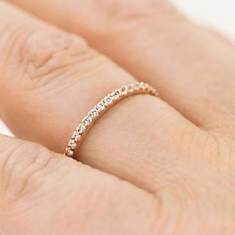 Heroine Accented Wedding Band