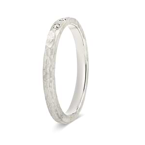 lab grown diamond accented band with satin hammer finish in 14k white gold metal