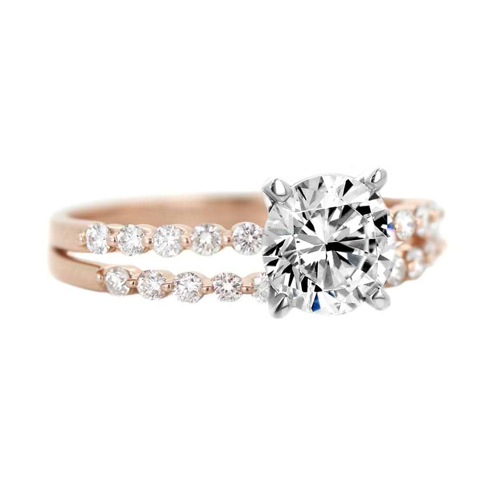 The Willow is also available in a complete set | Lab-grown diamond petite wedding set