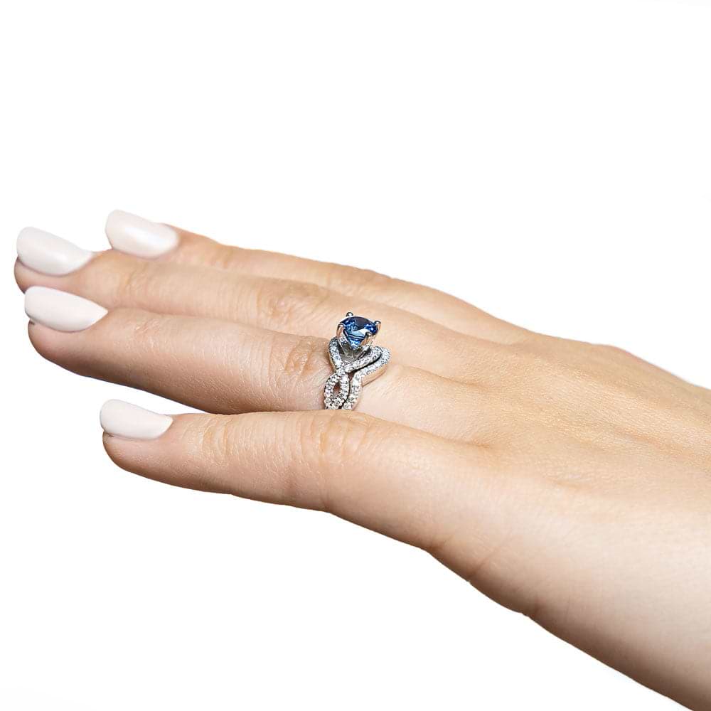 Infinity Set Ring Infinity wedding ring sets | Honestweddingadvice.com