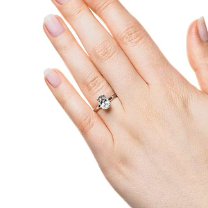 Traditional Solitaire Engagement Ring