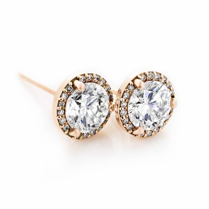 Lab-grown diamonds in 14k yellow gold | diamond and yellow gold earrings