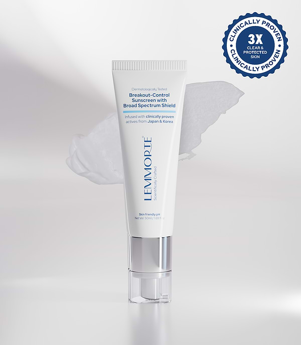 Breakout-Control Sunscreen with Broad Spectrum Shield