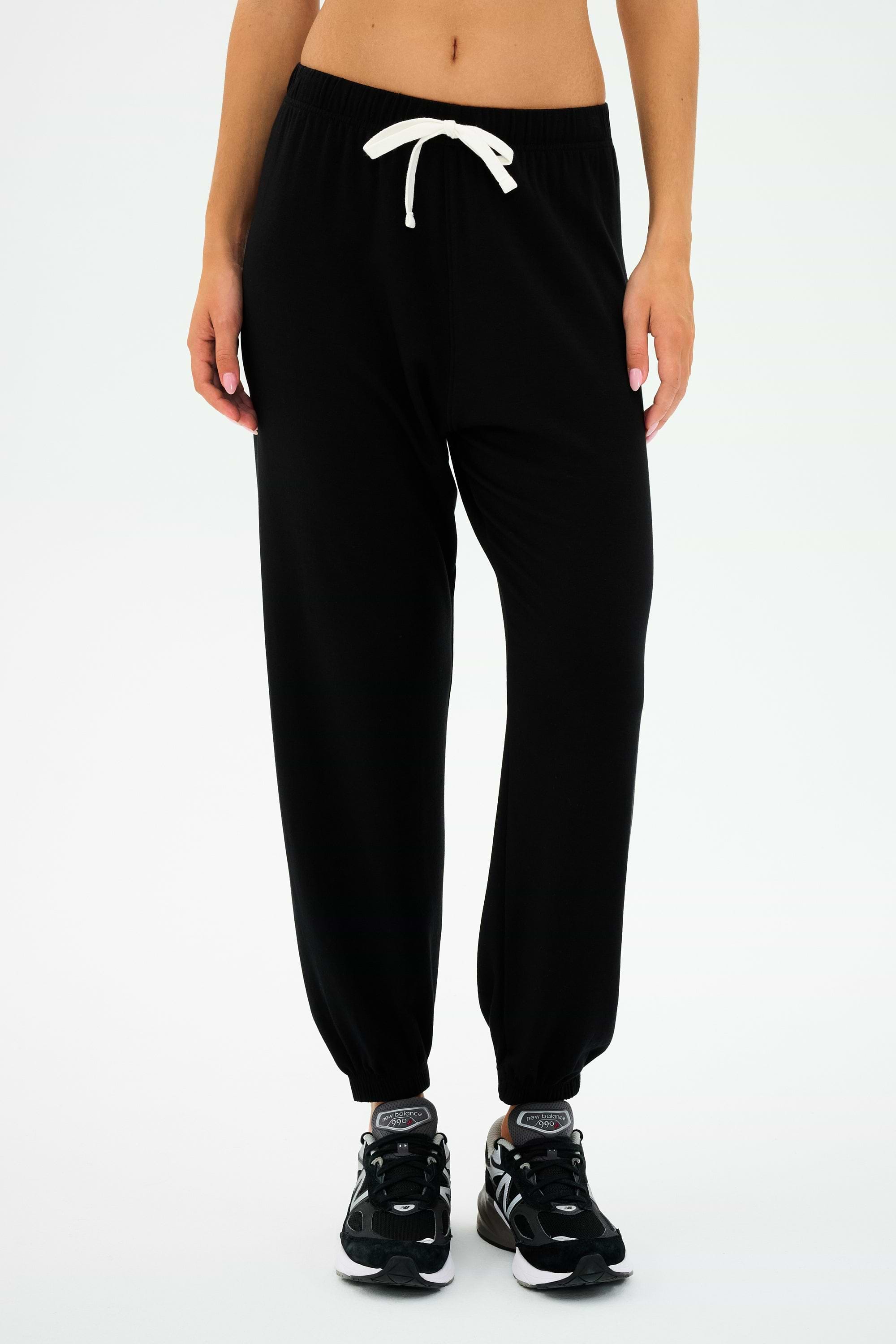 Andie Oversized Fleece Sweatpant - Black – SPLITS59