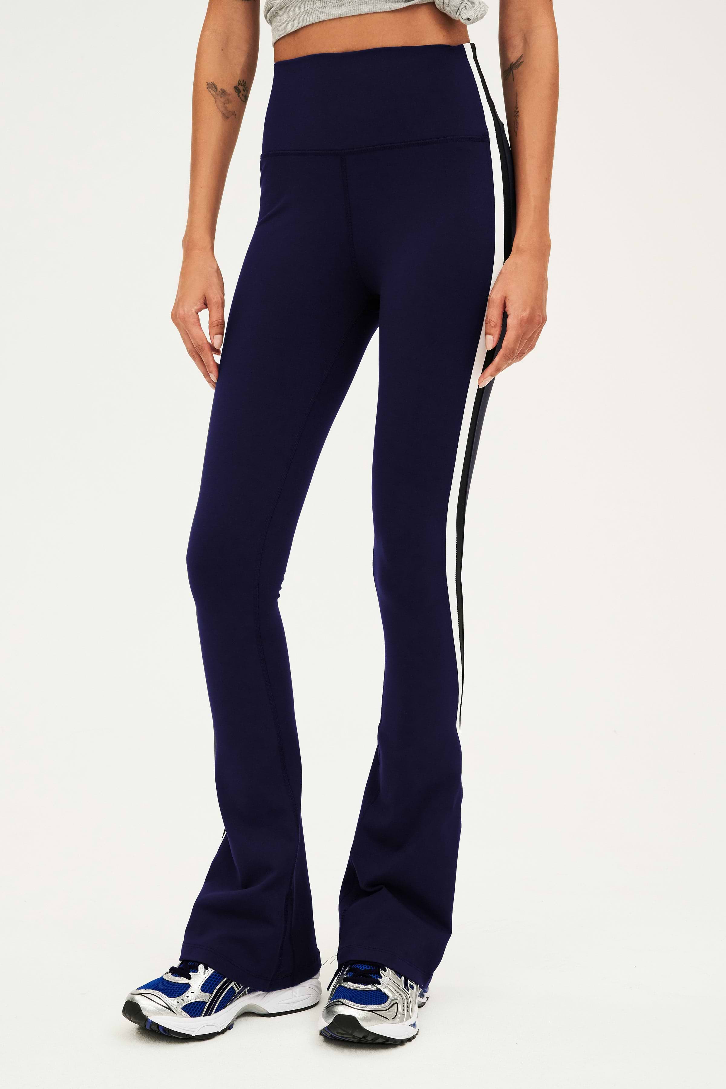 Raquel High Waist Flared Legging - Indigo/White/Black – SPLITS59
