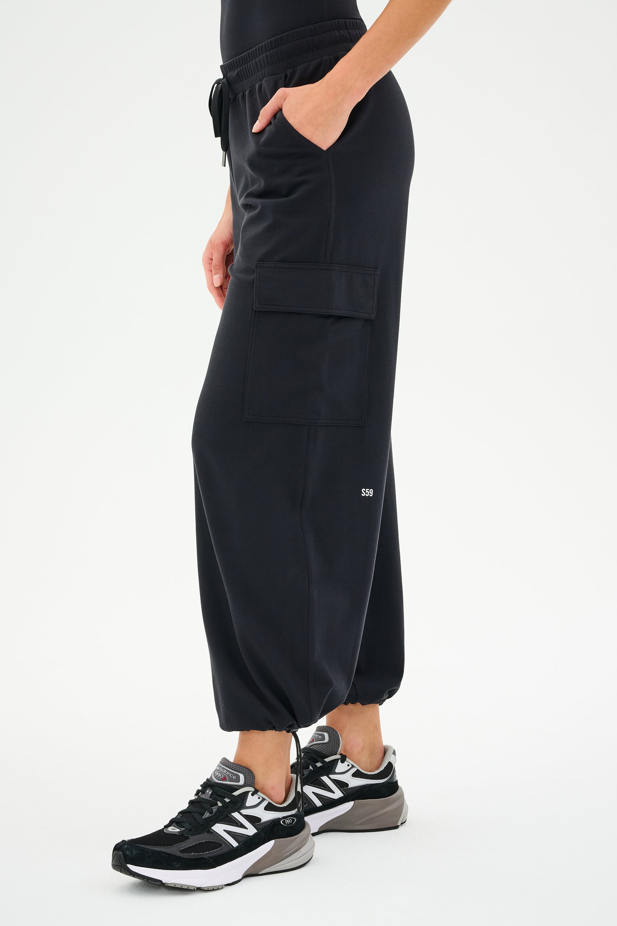 Nico Airweight Cargo Pant - Black – SPLITS59