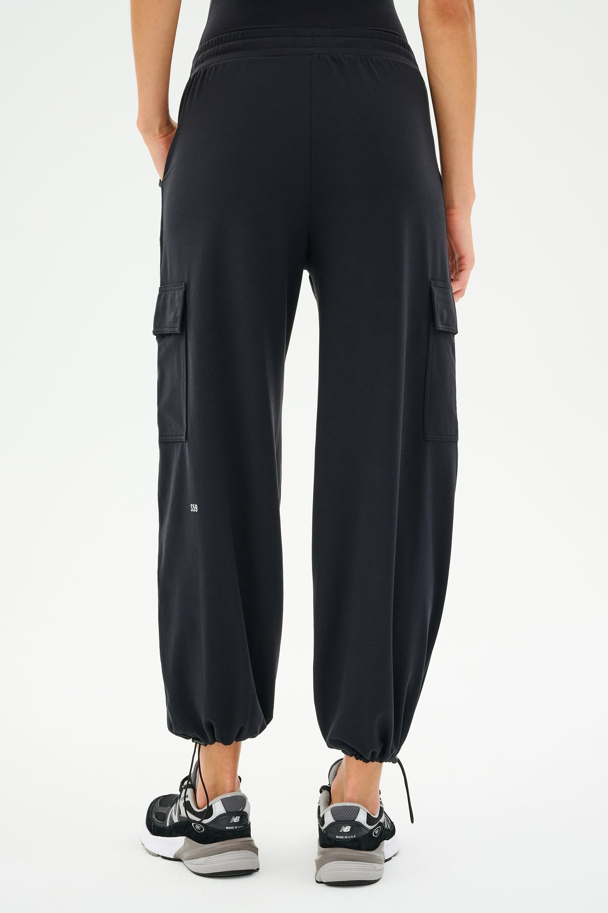 Nico Airweight Cargo Pant - Black – SPLITS59 Nico Airweight Cargo Pant - Black – SPLITS59