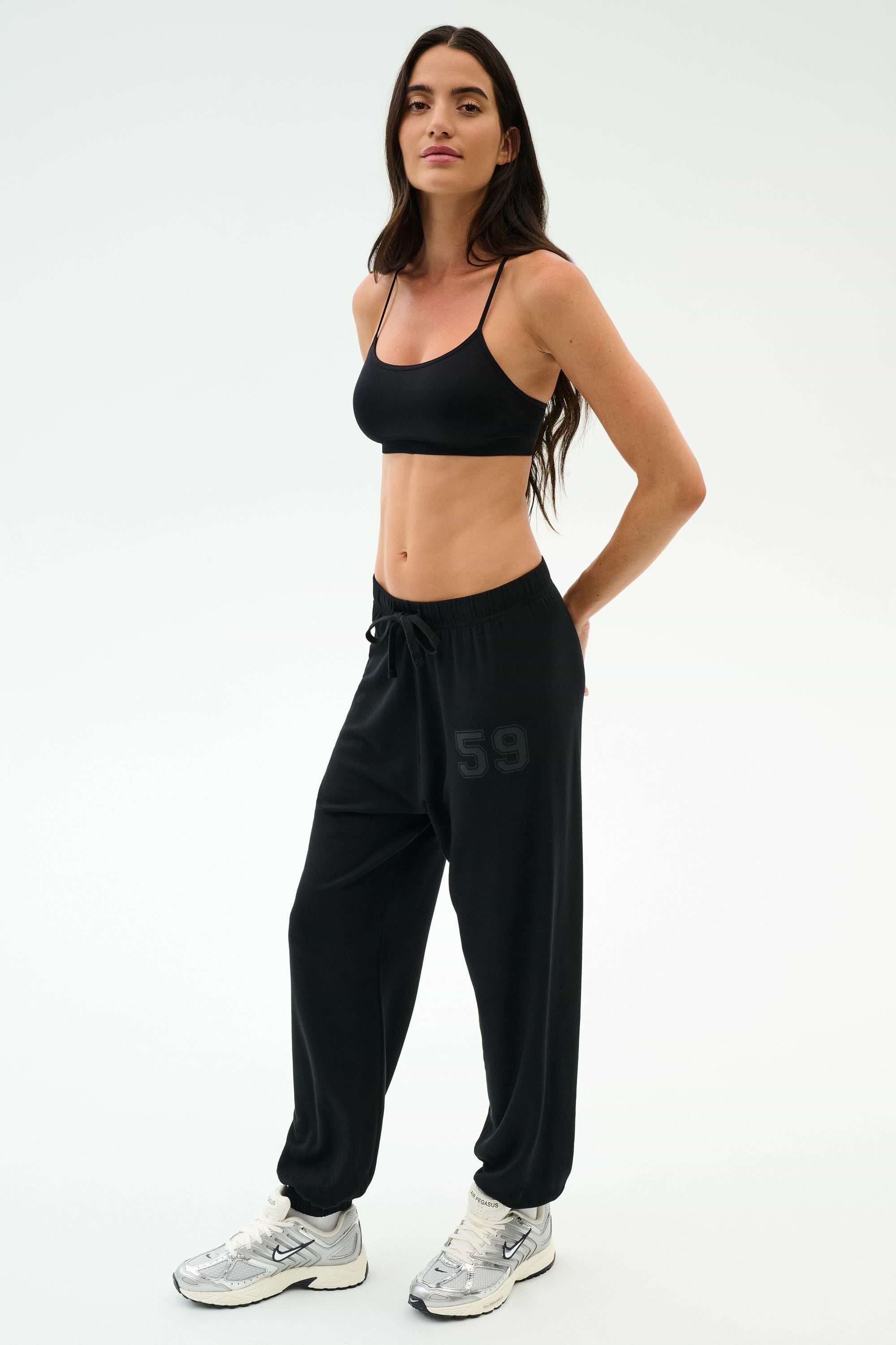 Andie Oversized Fleece Varsity 59 Sweatpant - Black/59 – SPLITS59