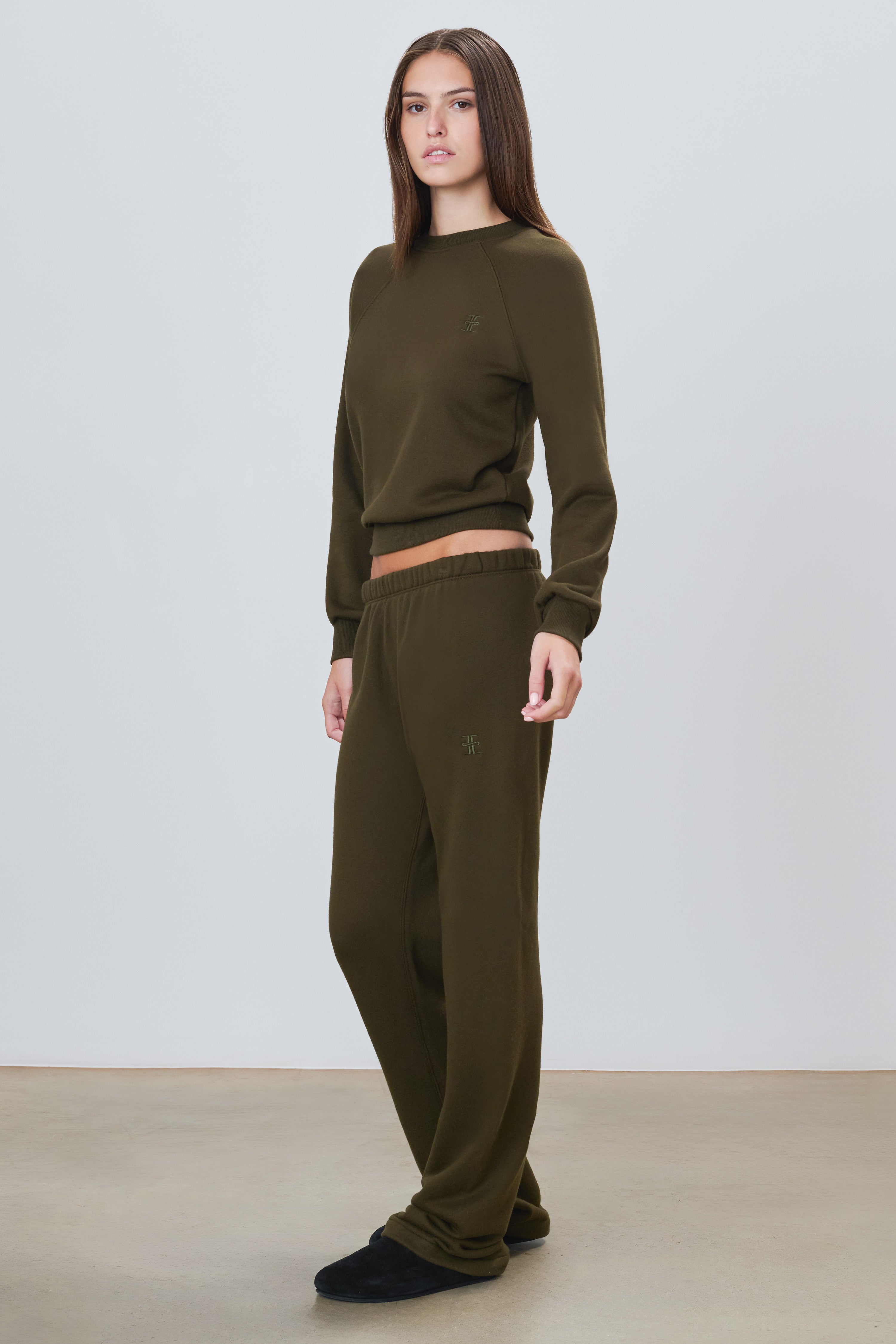 STRAIGHT LEG SWEATPANT - ÉTERNE
