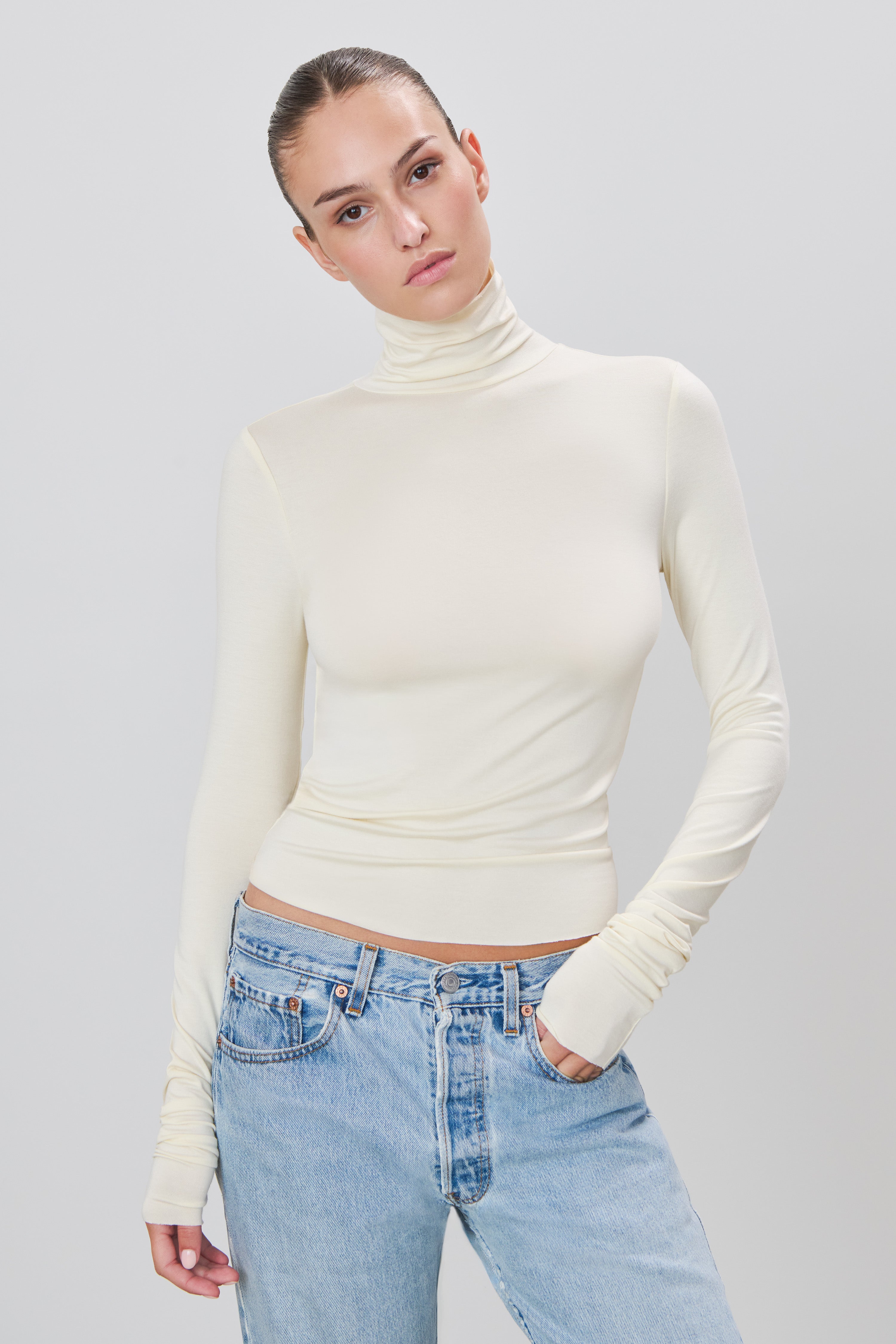 FITTED TURTLENECK TOP - ÉTERNE