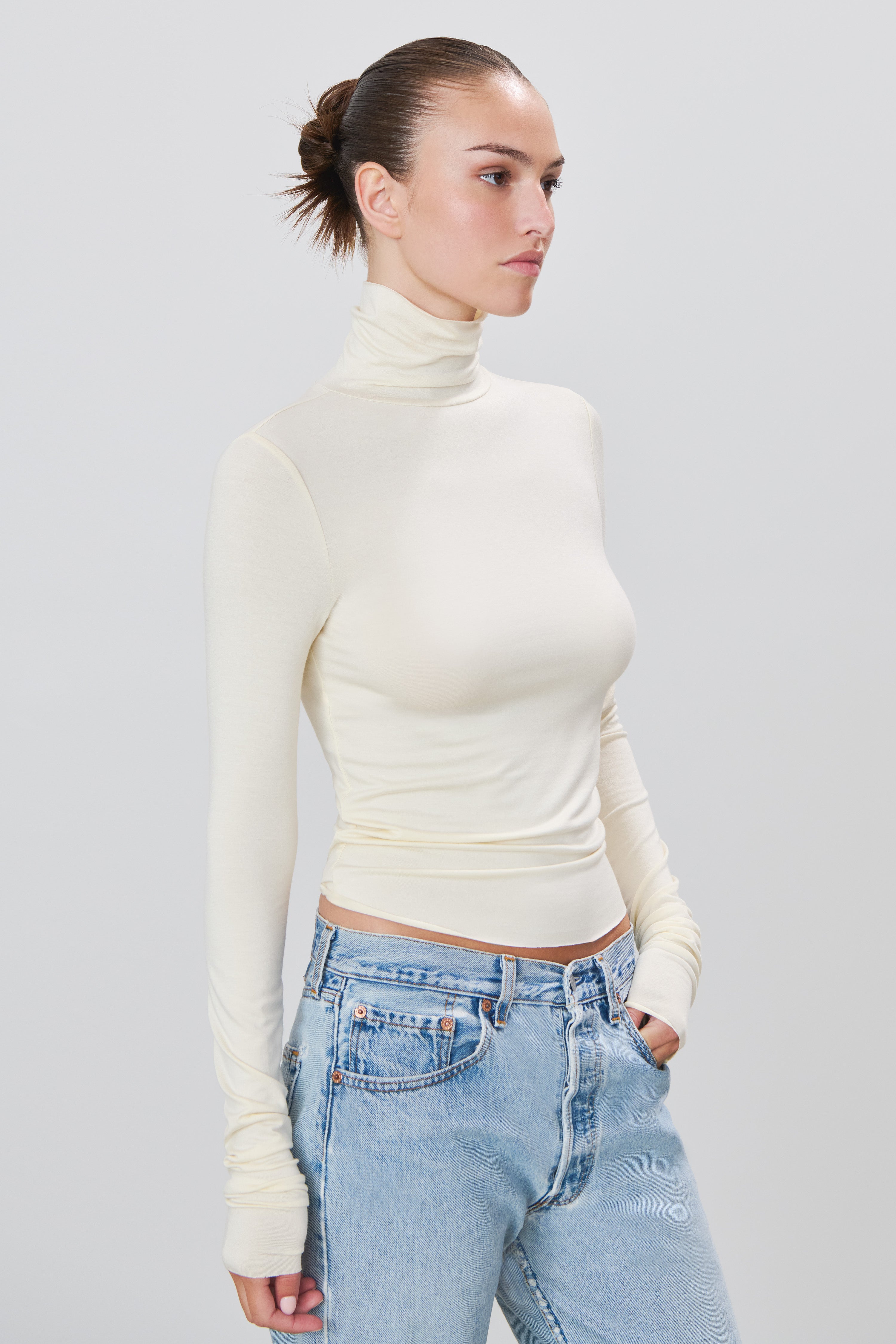 FITTED TURTLENECK TOP - ÉTERNE