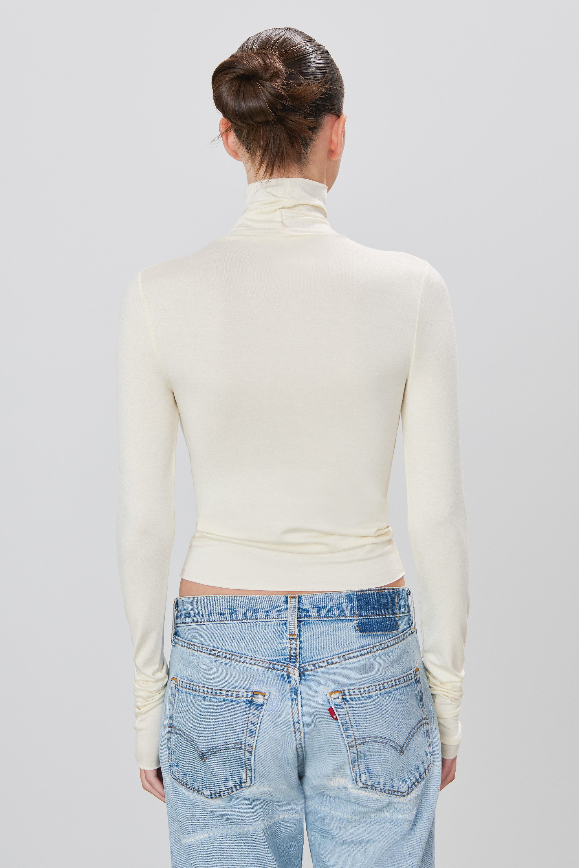 FITTED TURTLENECK TOP - ÉTERNE