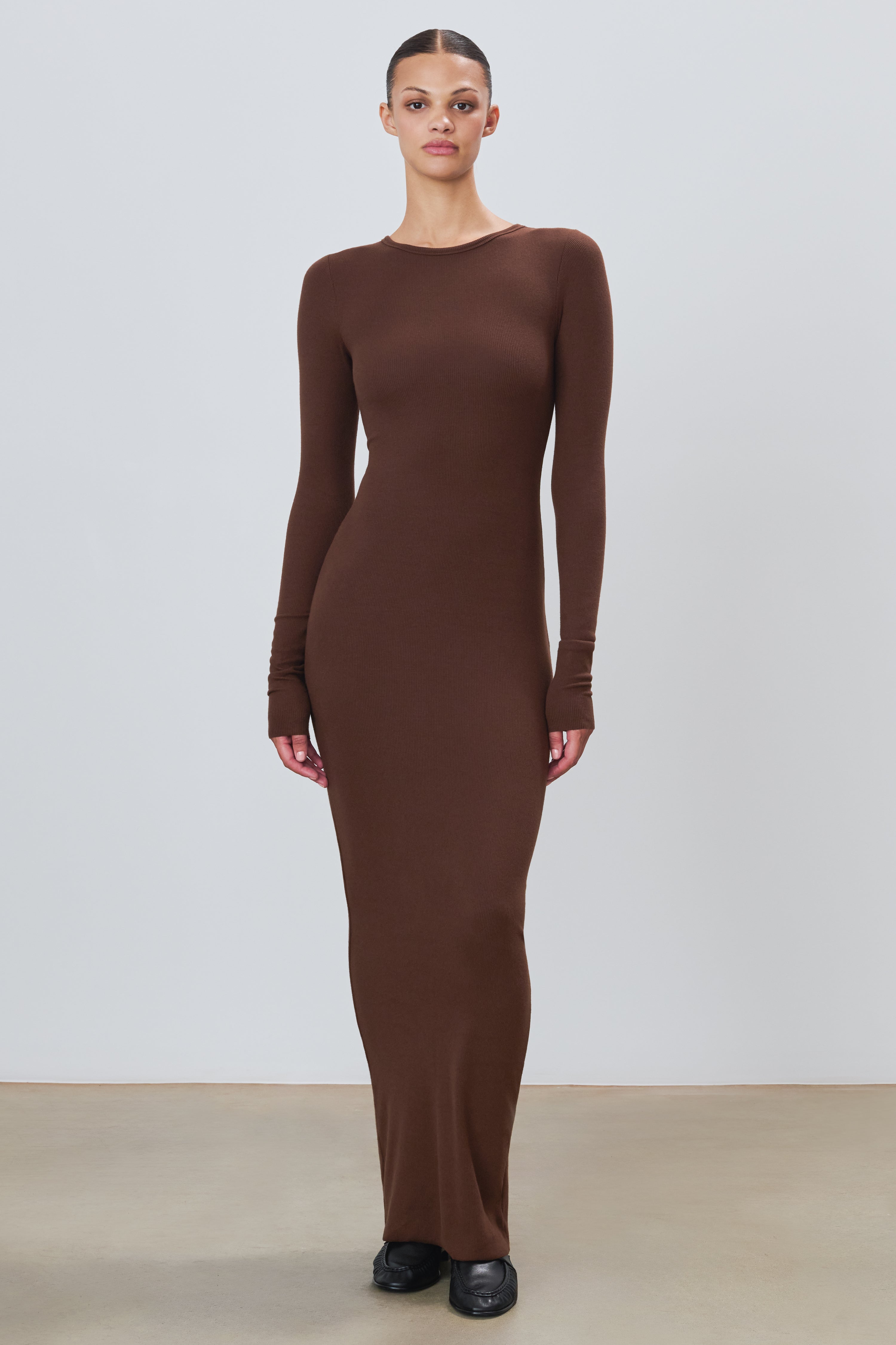 LONG SLEEVE CREWNECK MAXI DRESS - ÉTERNE