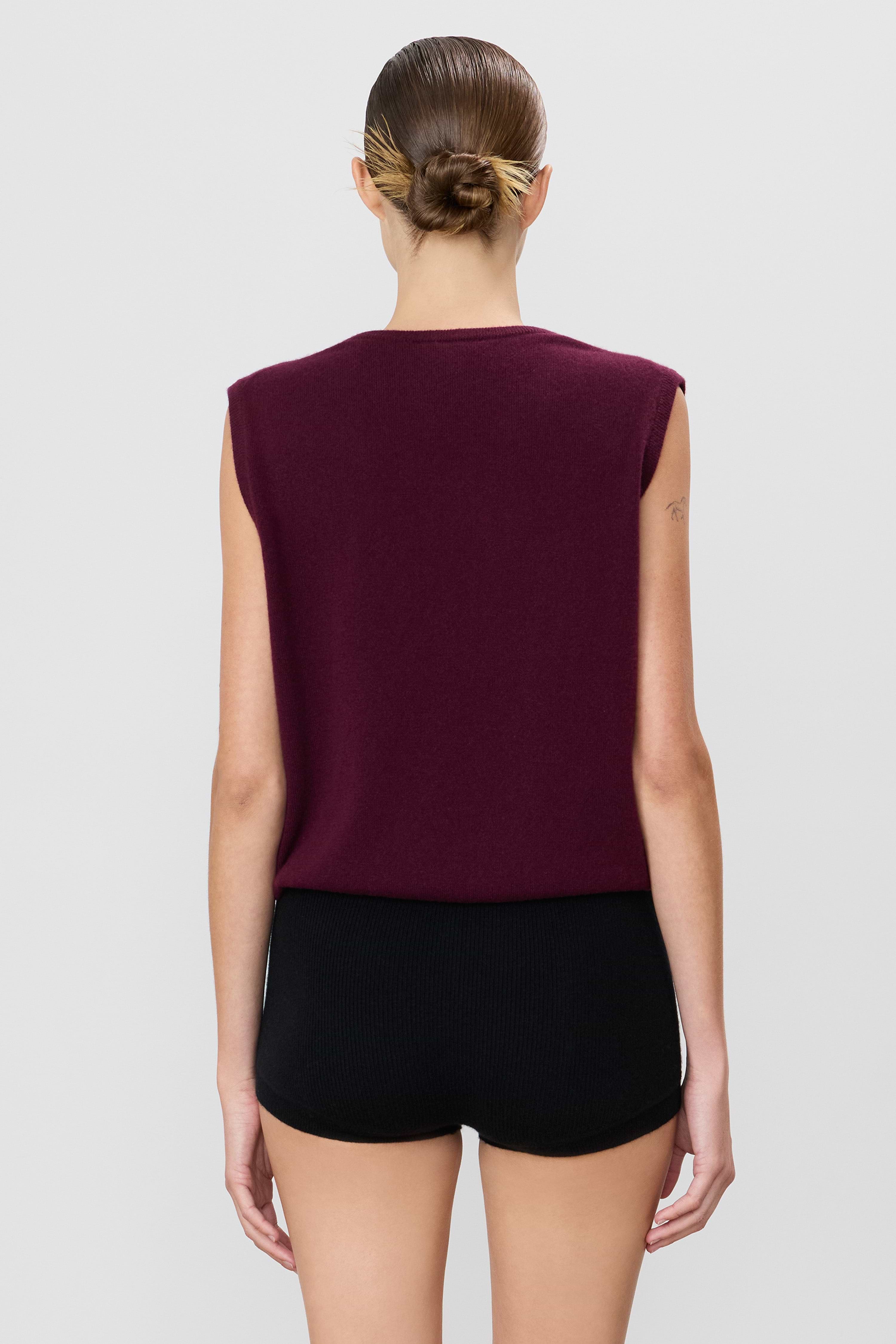 ÉTERNE ARCHIE VEST