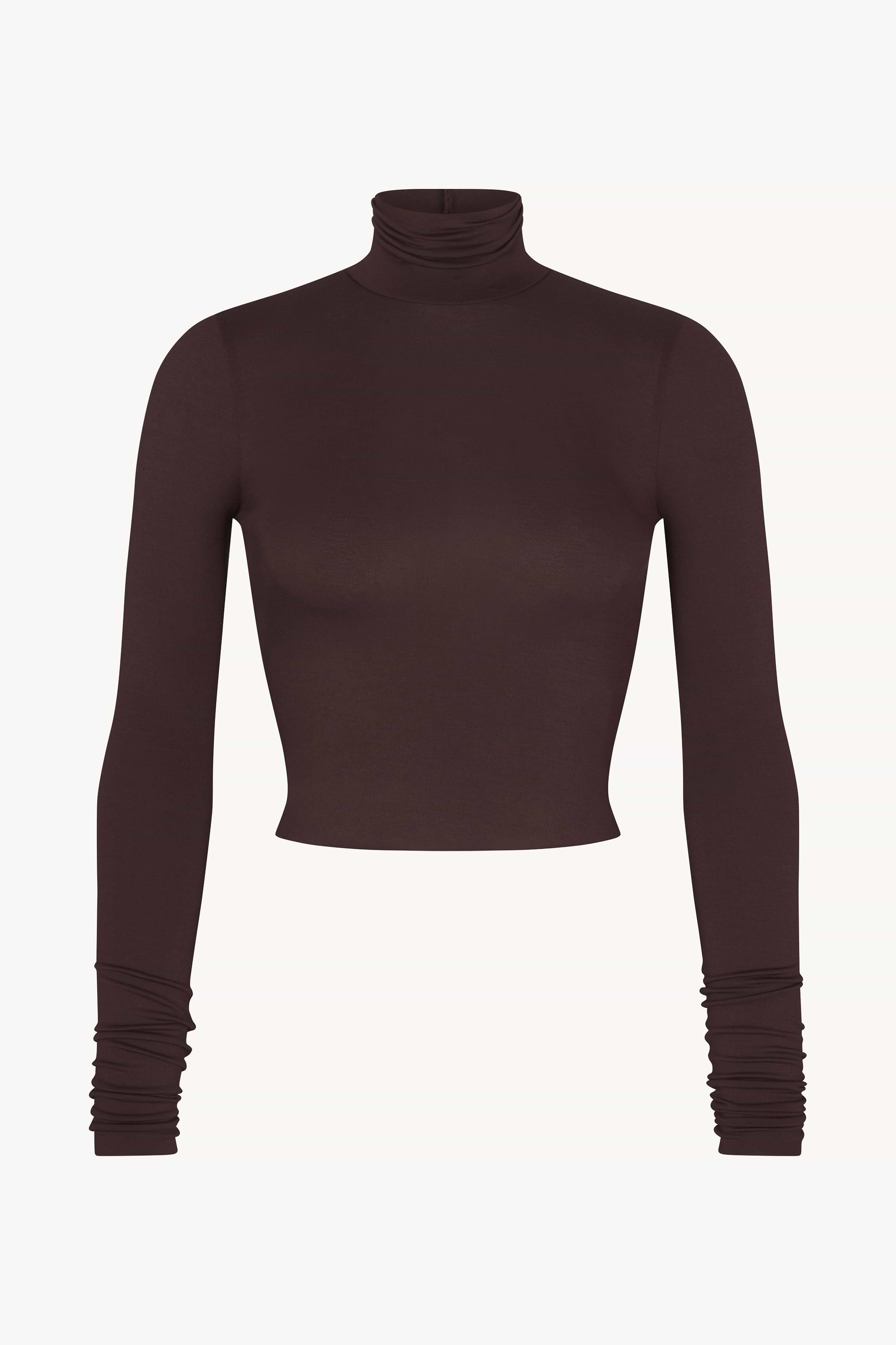 ÉTERNE CROPPED FITTED TURTLENECK TOP