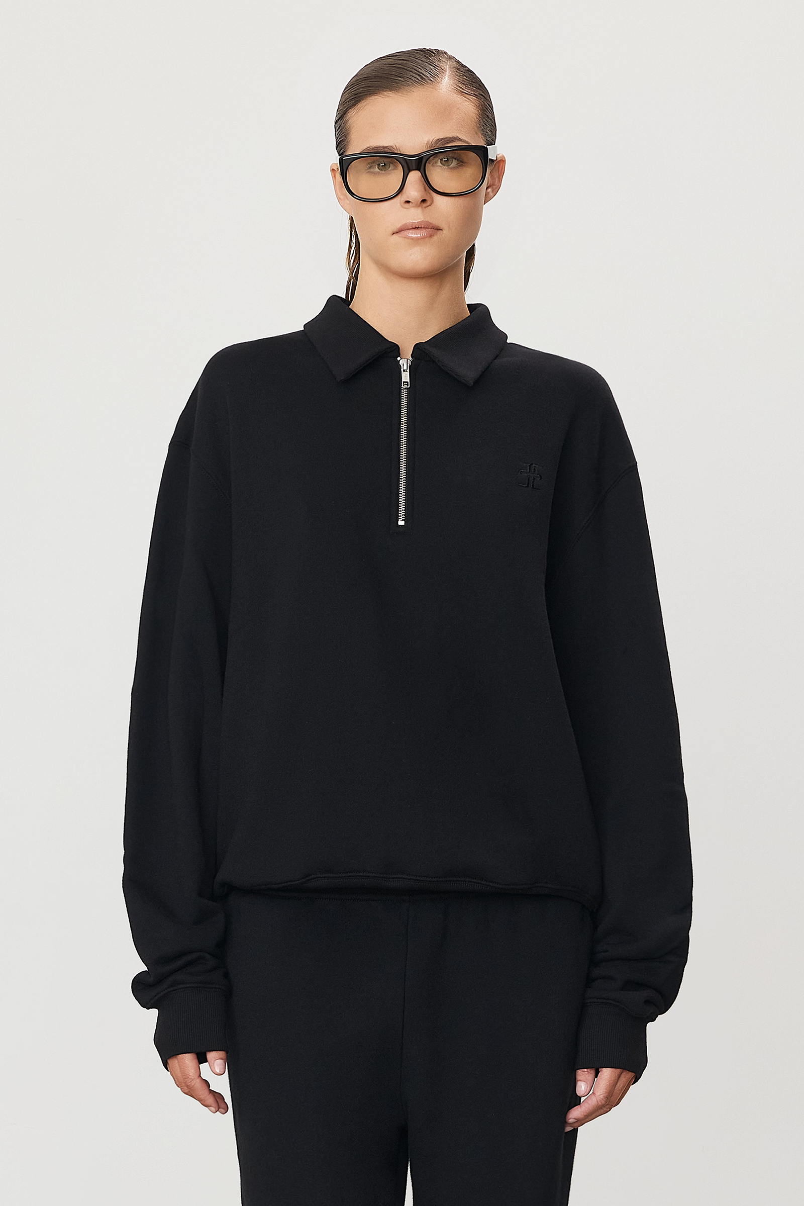 Zip-up Polo Sweatshirt Black - ÉTERNE
