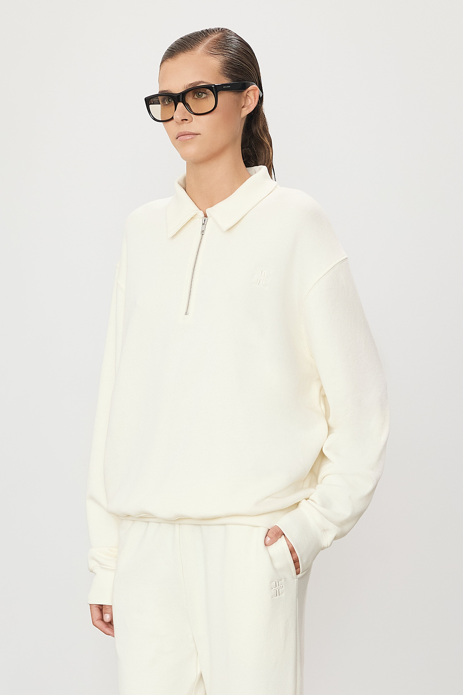 Zip-up Polo Sweatshirt Cream - ÉTERNE