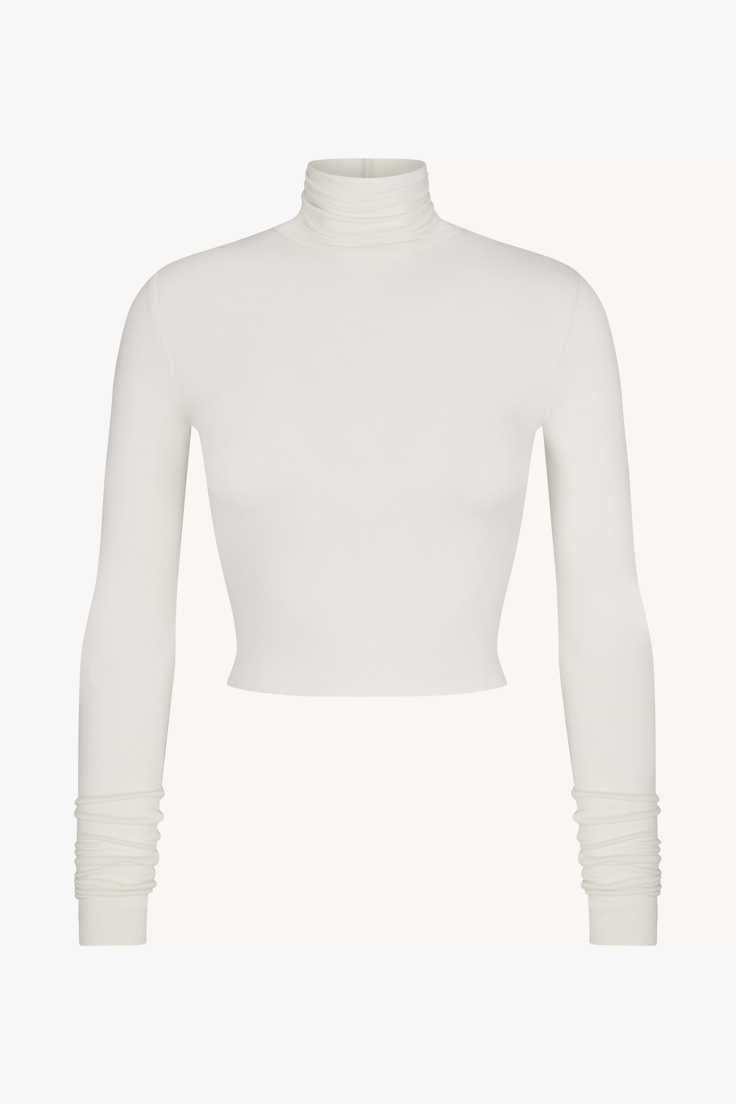 ÉTERNE CROPPED FITTED TURTLENECK TOP