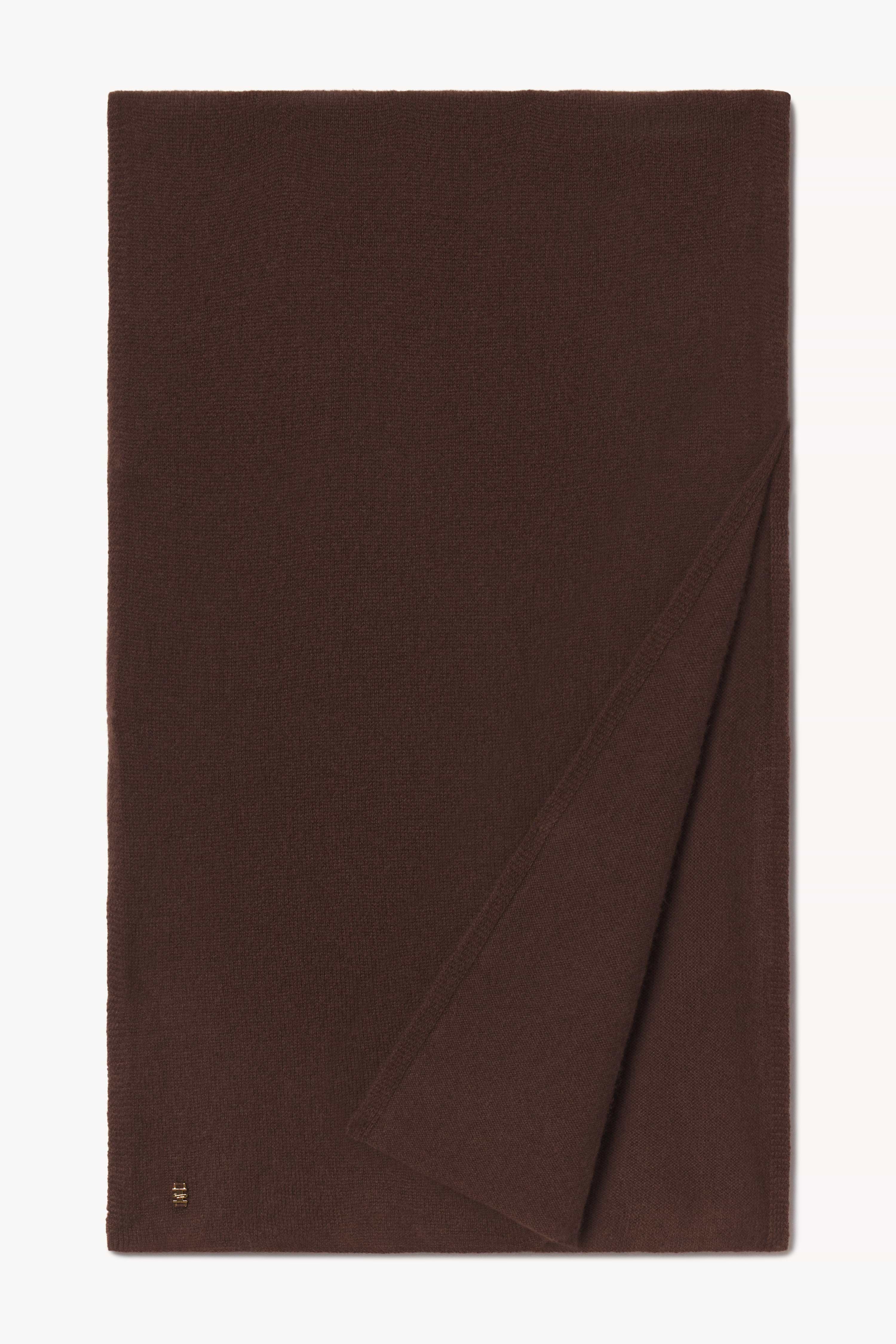 LUCA SCARF - ÉTERNE