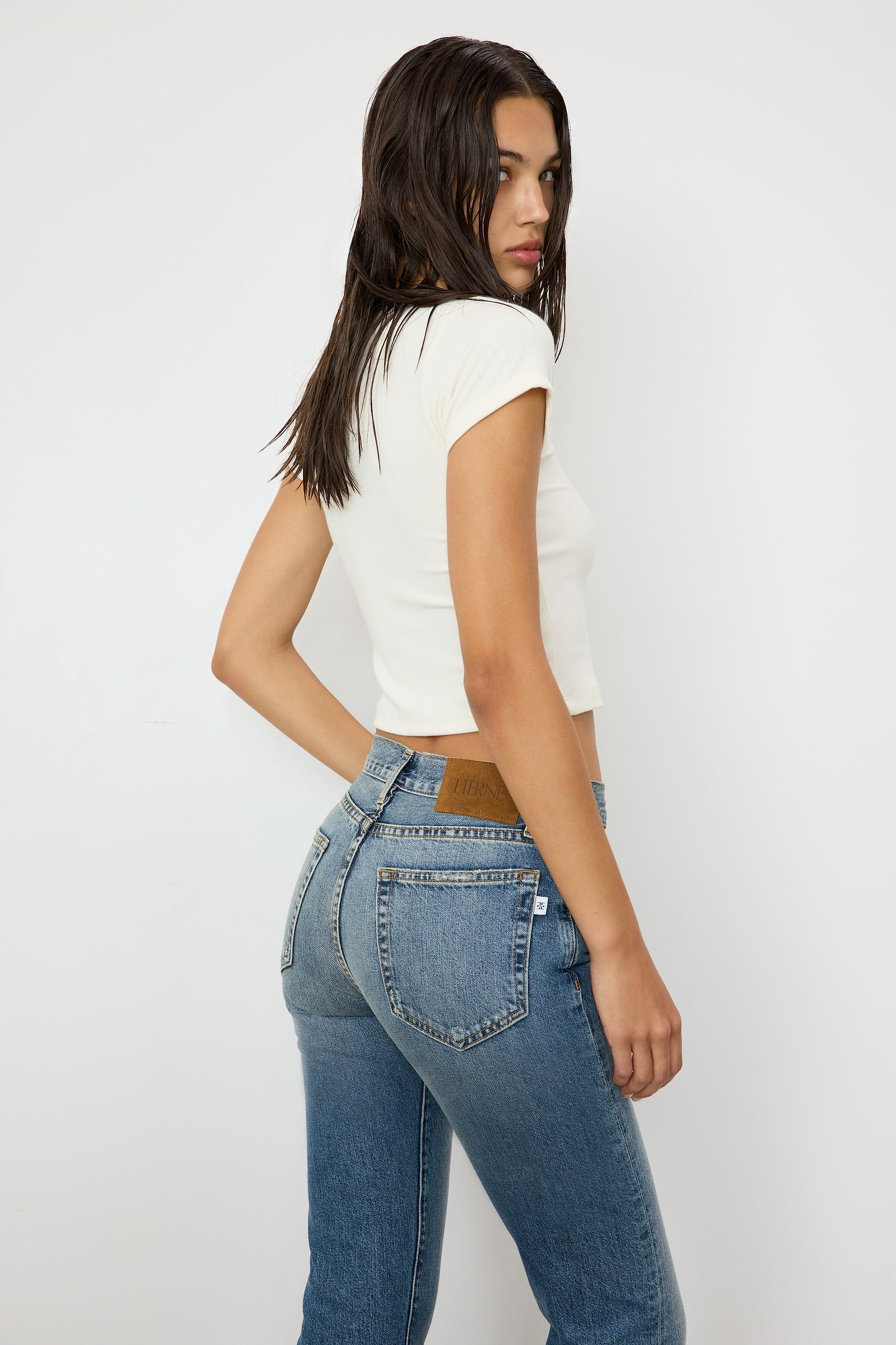 CHLOÉ JEAN - ÉTERNE