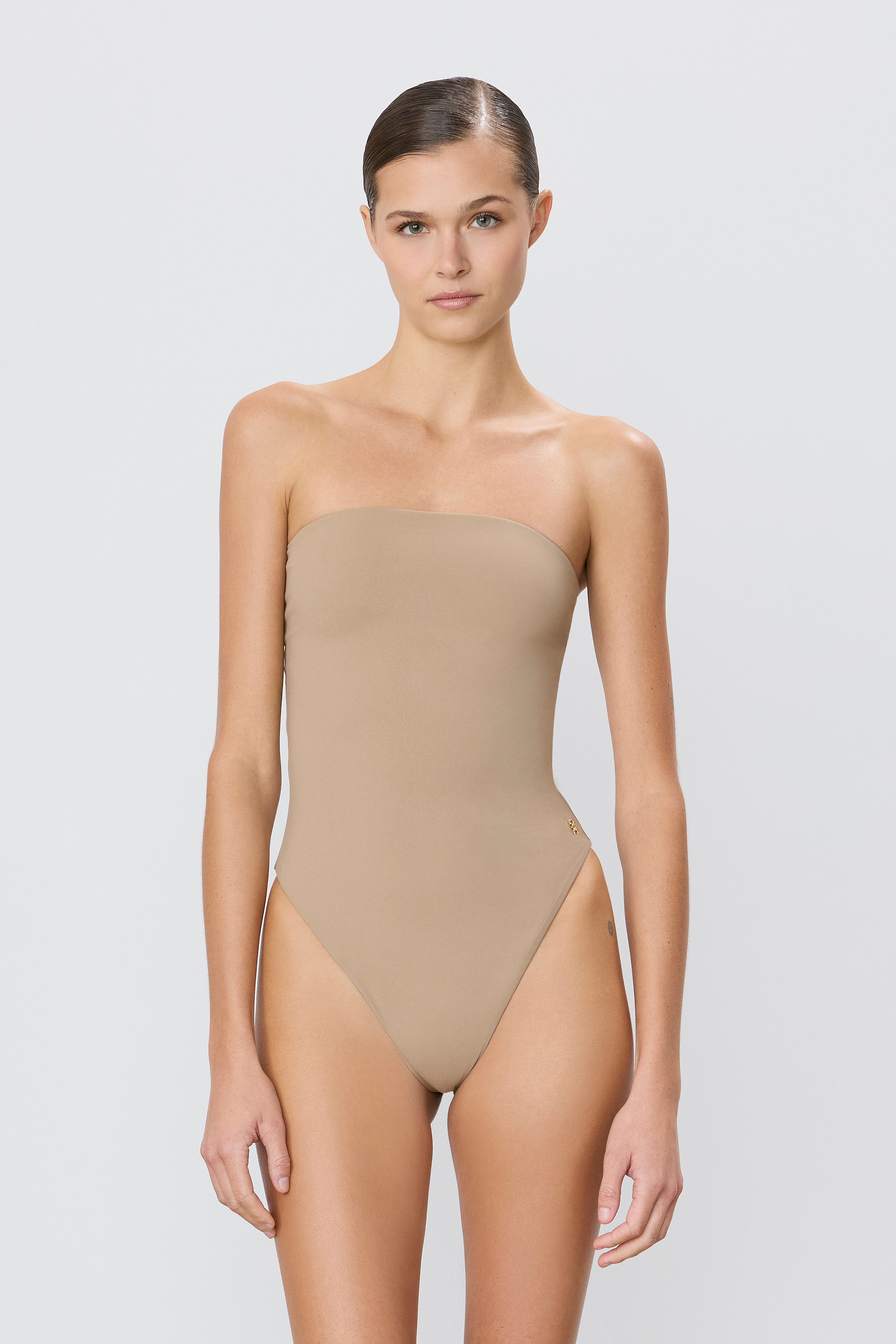 KAIA ONE PIECE - ÉTERNE