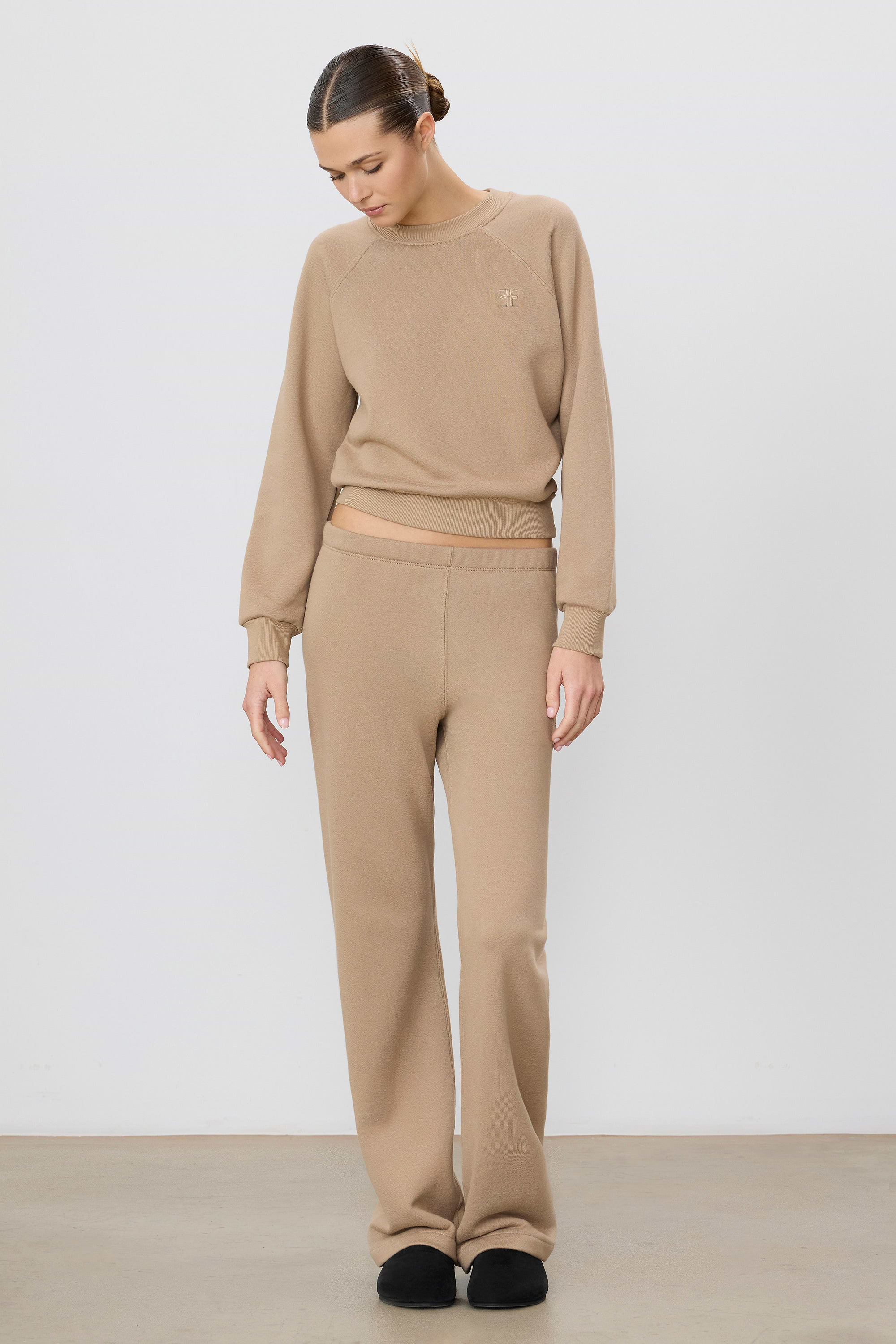 ÉTERNE STRAIGHT LEG SWEATPANT