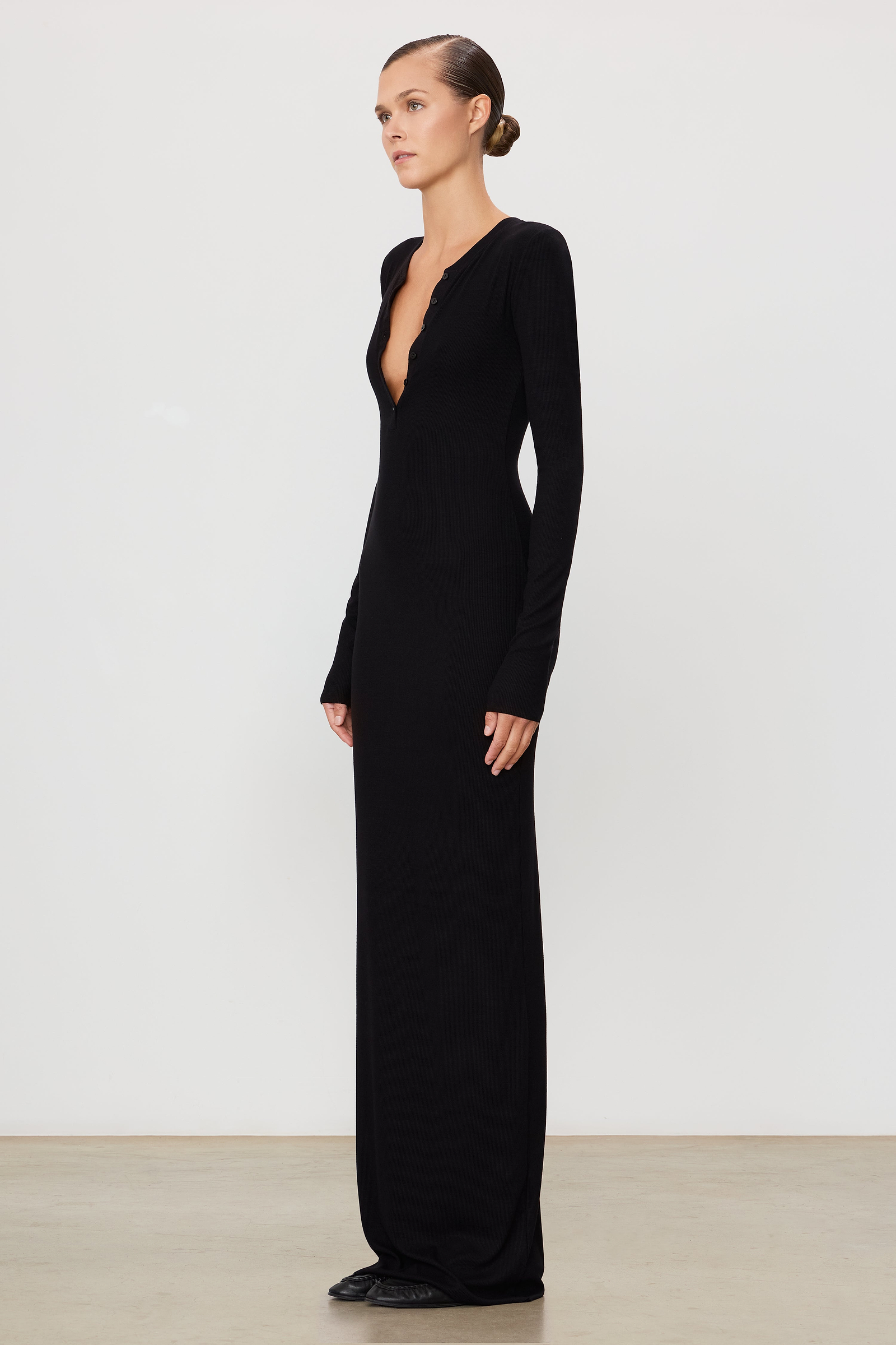 LONG SLEEVE HENLEY MAXI DRESS - ÉTERNE