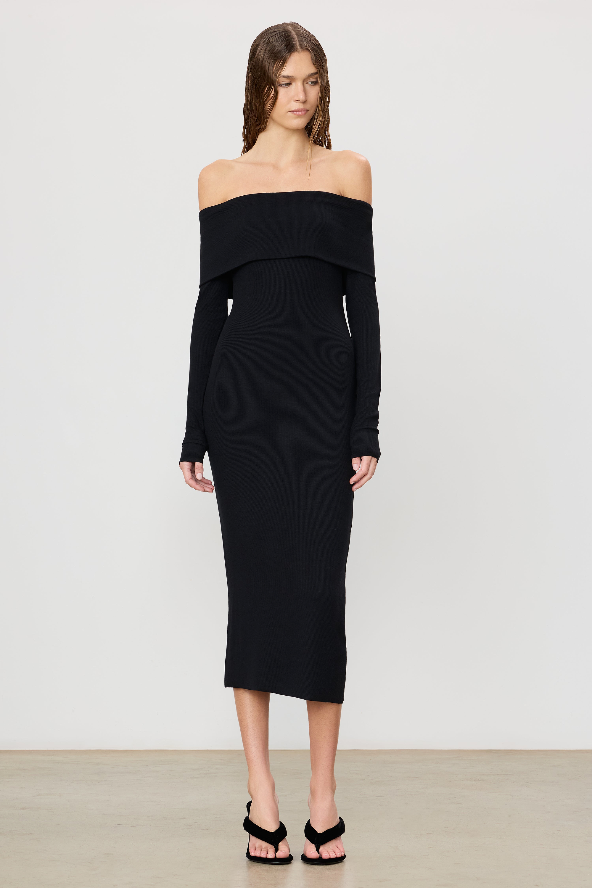 LONG SLEEVE OFF-SHOULDER MIDI DRESS - ÉTERNE