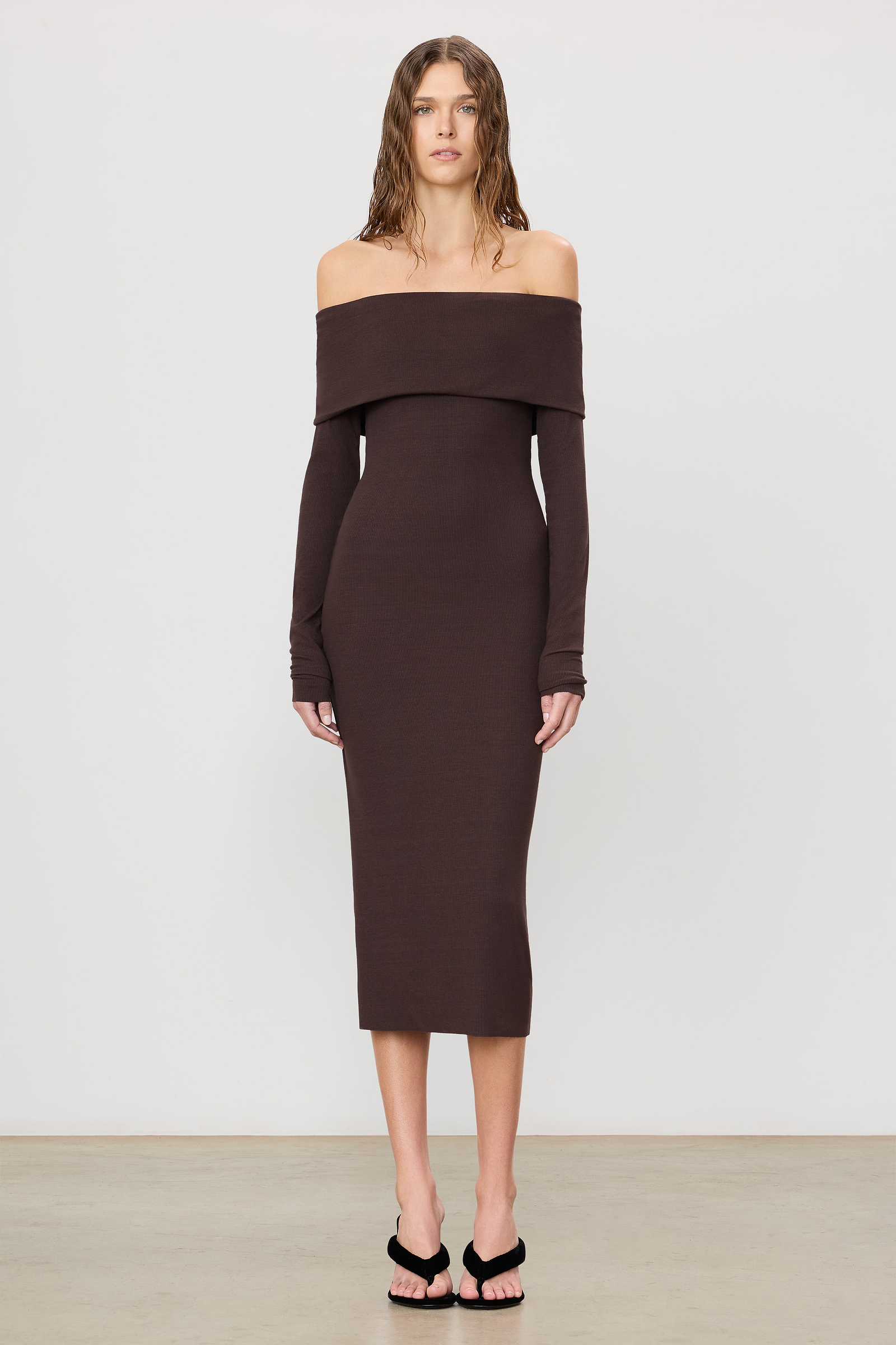 LONG SLEEVE OFF-SHOULDER MIDI DRESS - ÉTERNE