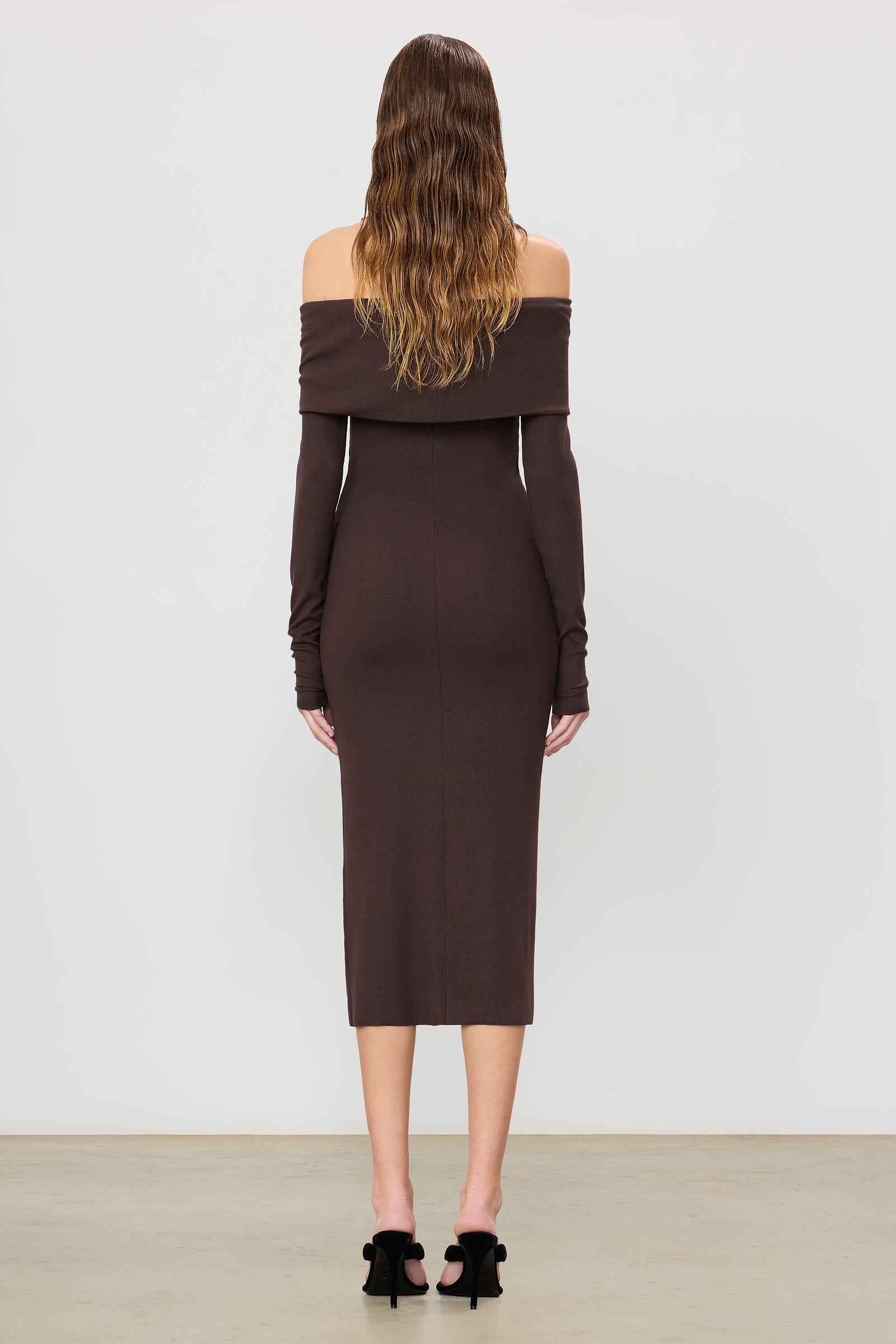 LONG SLEEVE OFF-SHOULDER MIDI DRESS - ÉTERNE