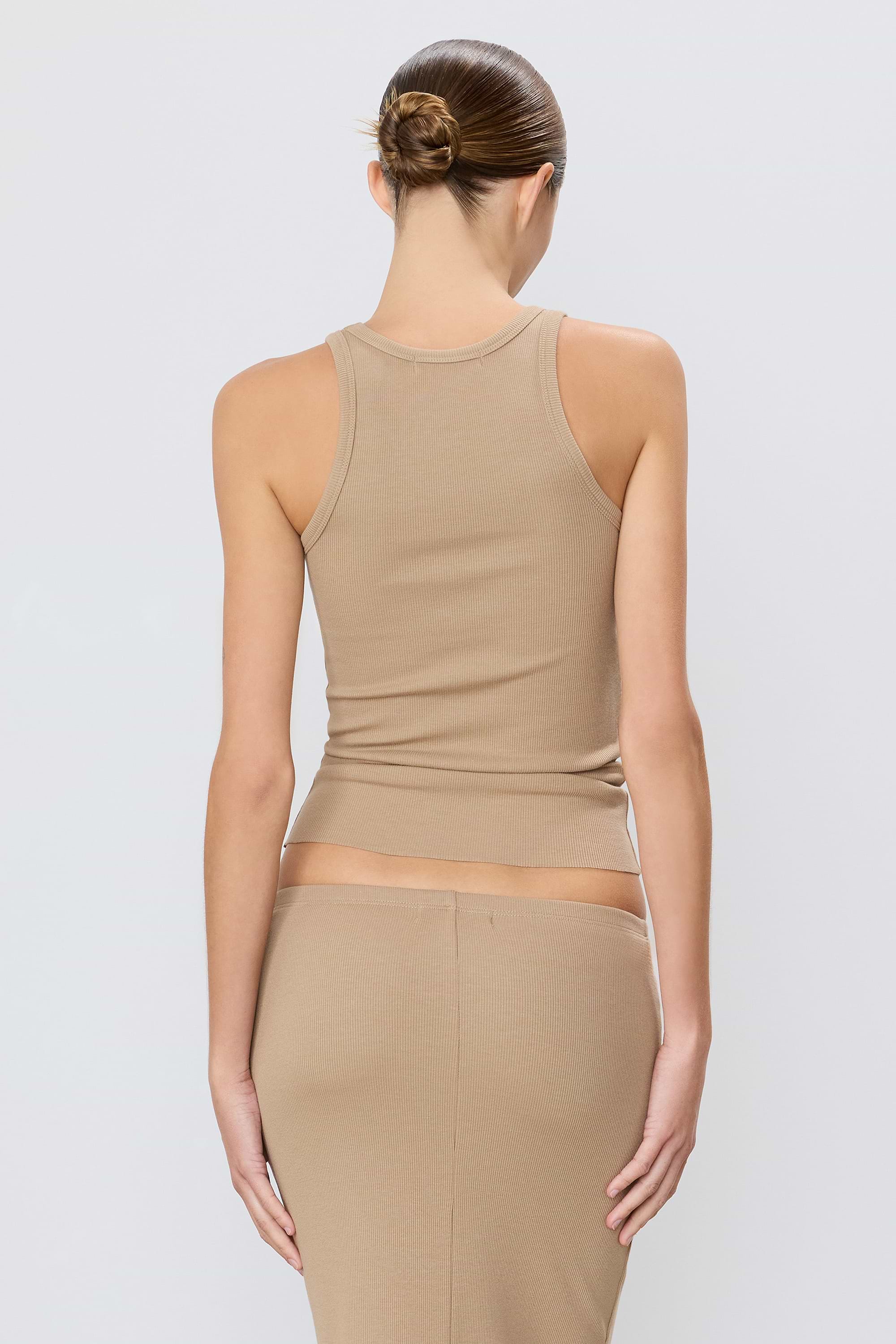 HIGH NECK FITTED TANK - ÉTERNE
