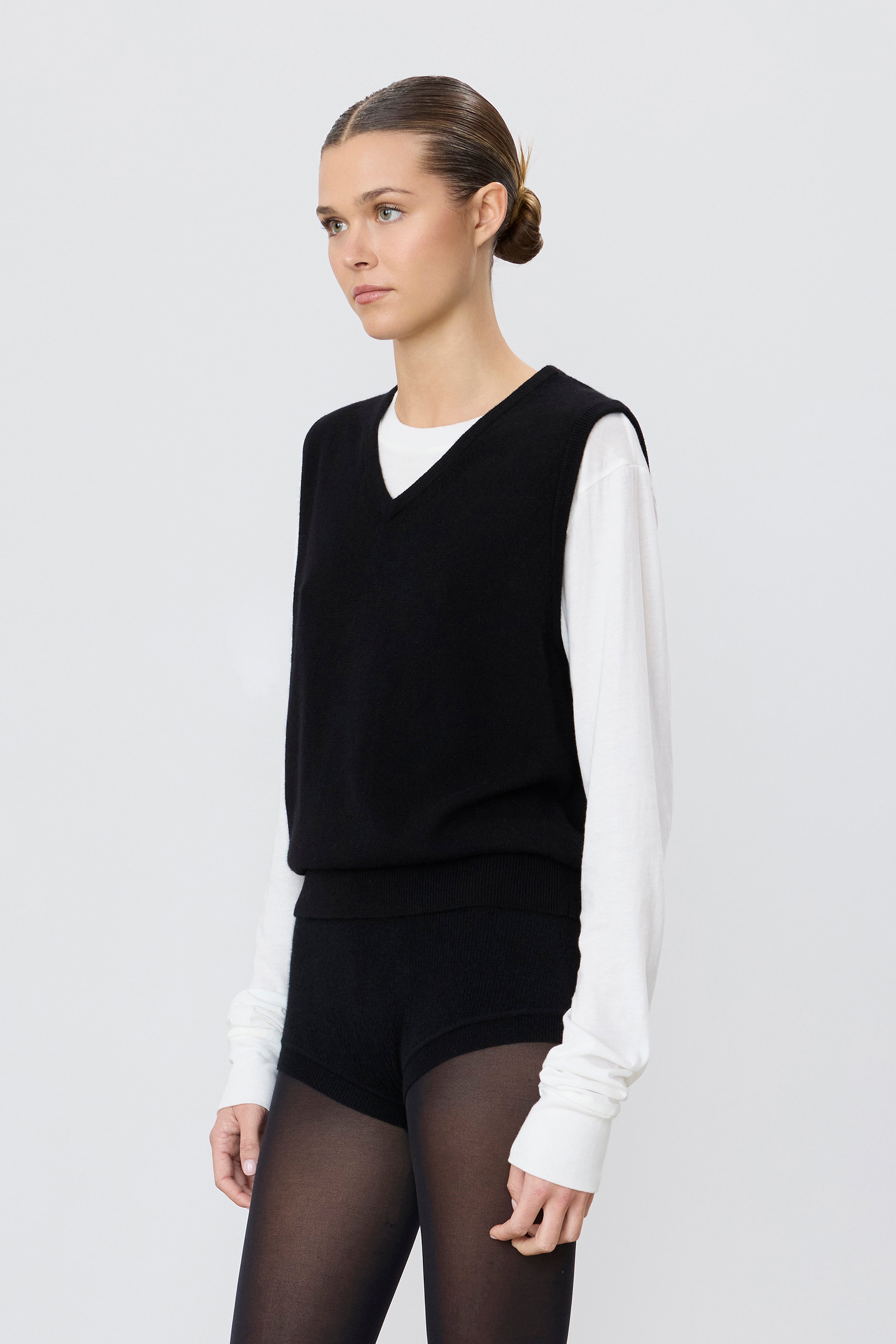 ÉTERNE ARCHIE VEST