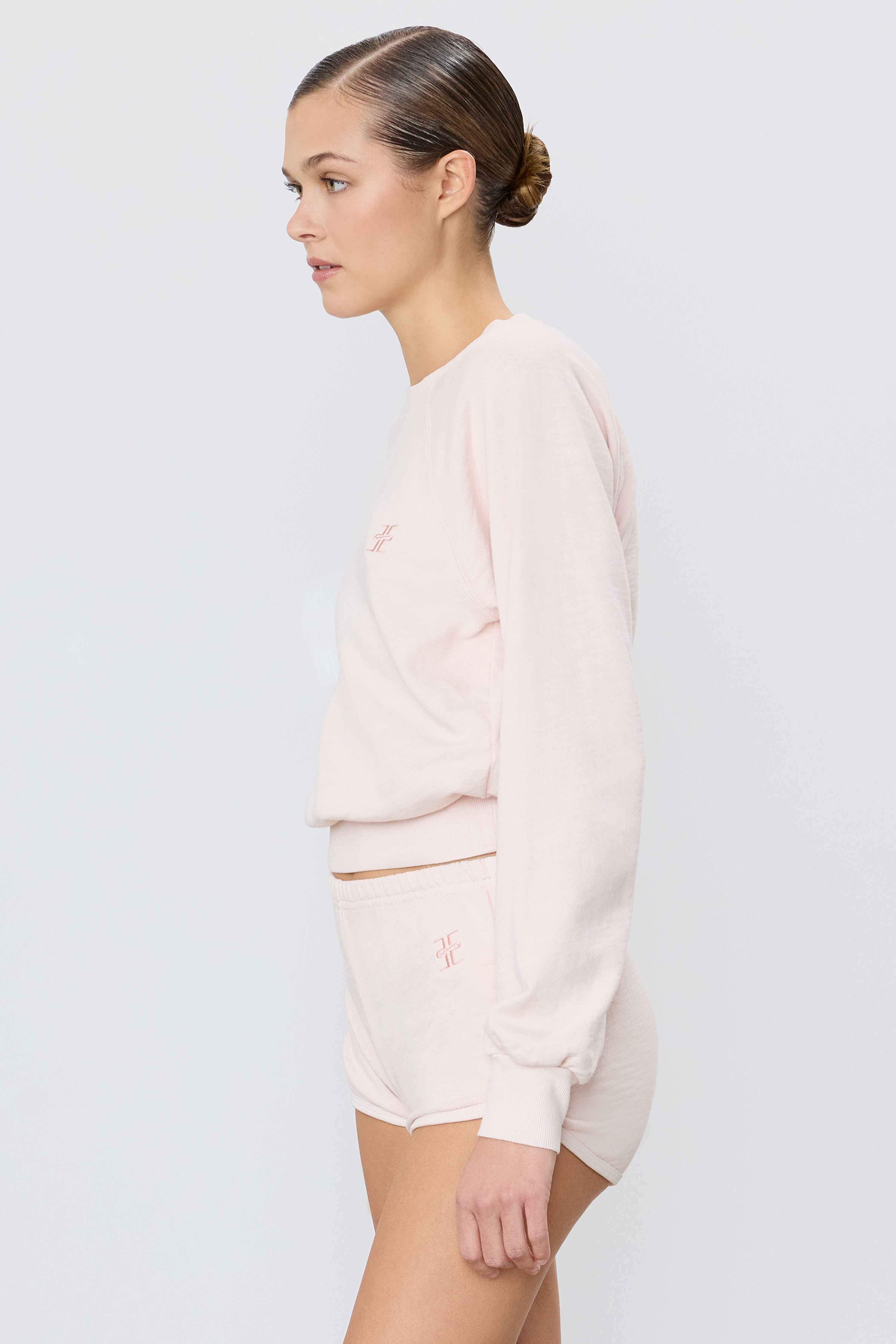SHRUNKEN RAGLAN SWEATSHIRT - ÉTERNE