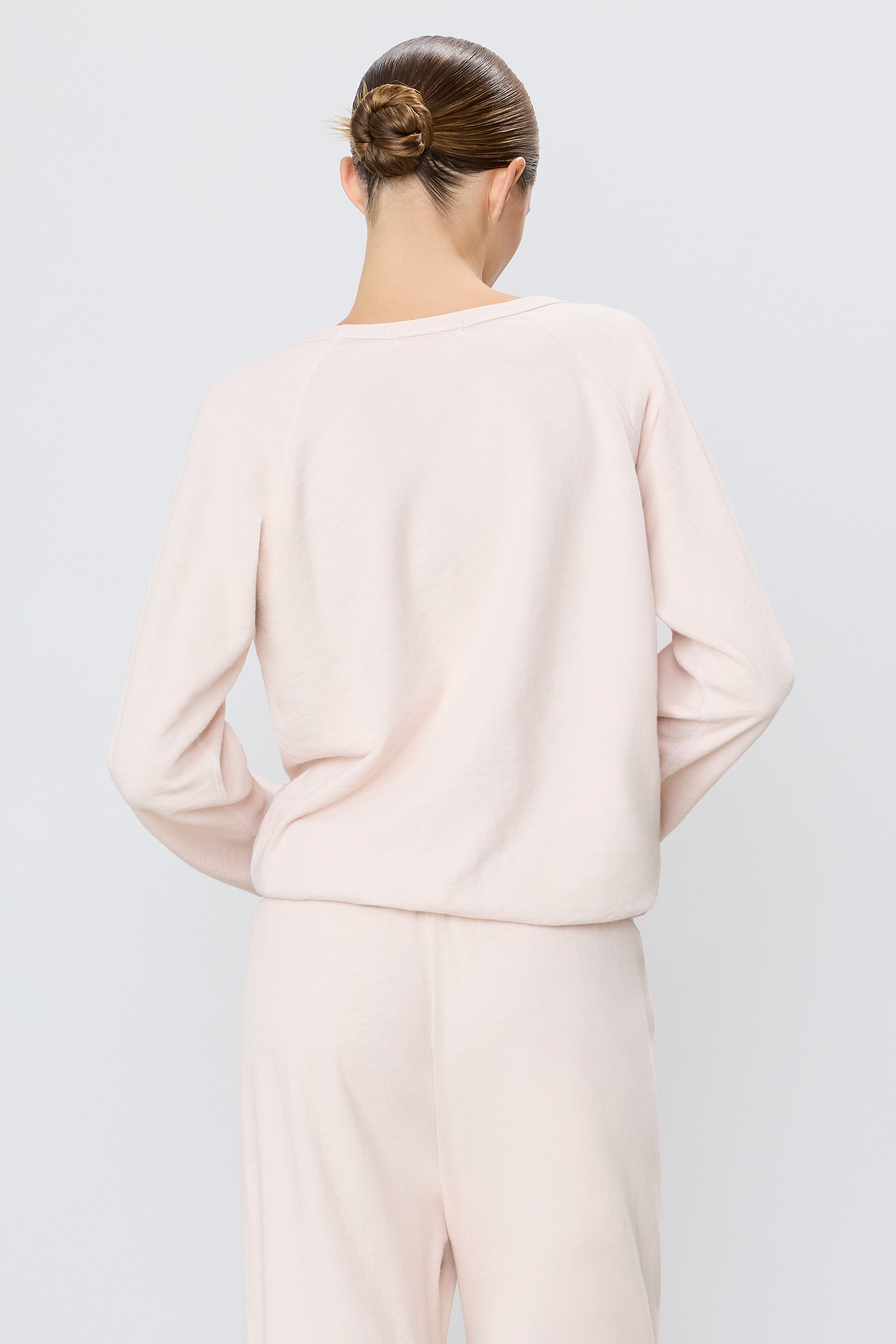 OVERSIZED RAGLAN SWEATSHIRT - ÉTERNE