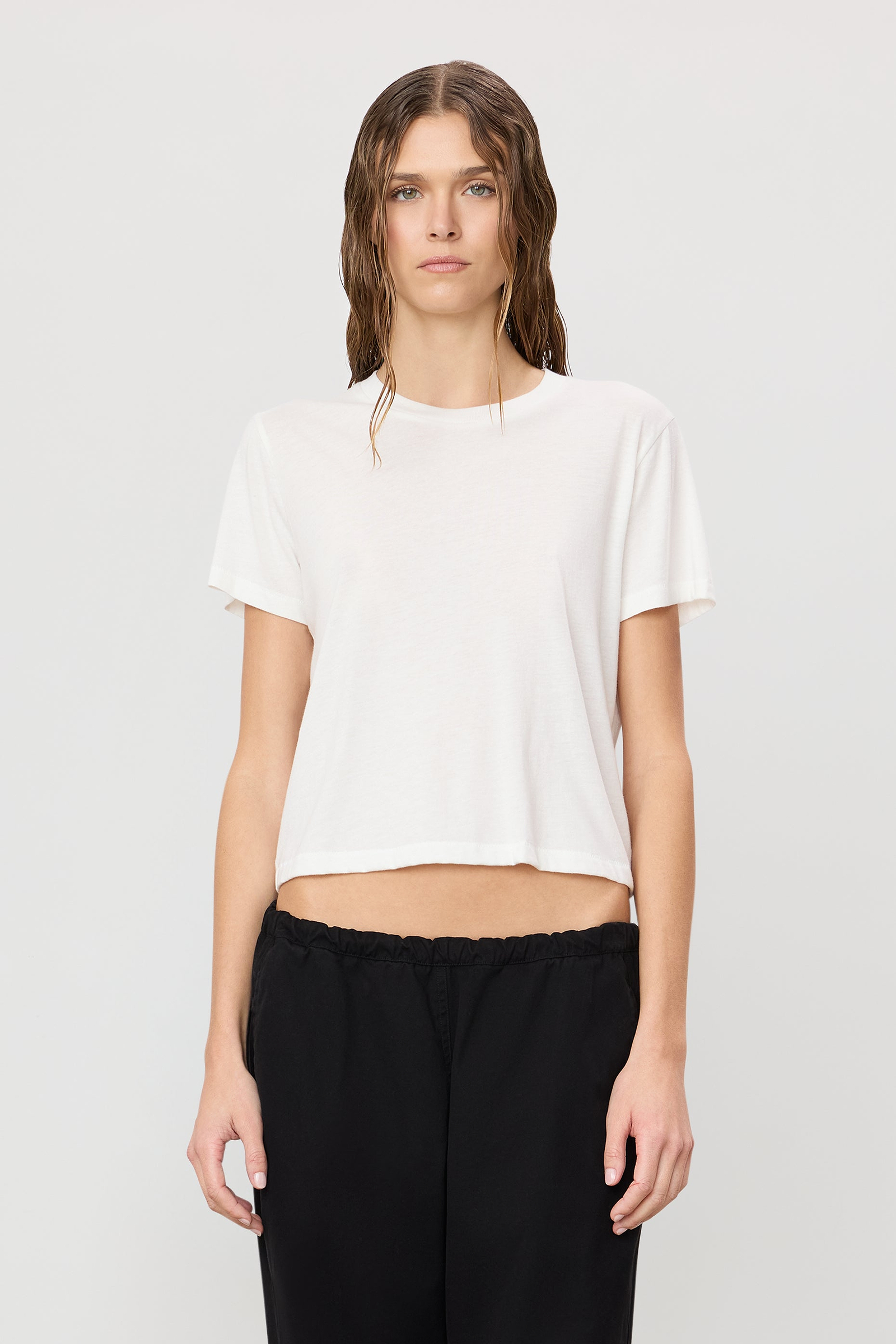 SHORT SLEEVE BOXY TEE - ÉTERNE