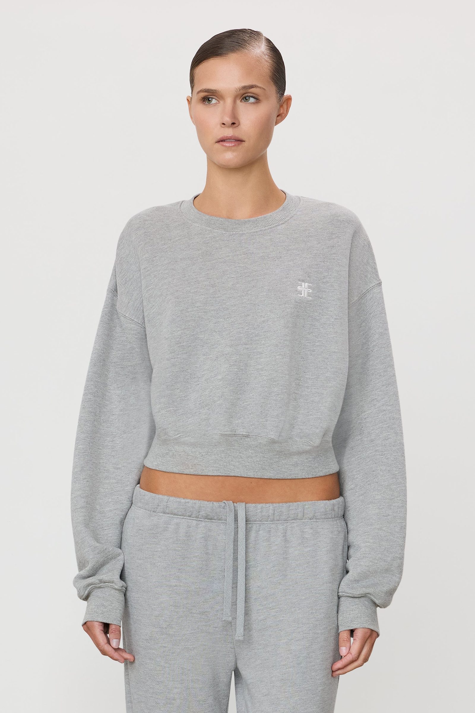 CROPPED CREWNECK SWEATSHIRT - ÉTERNE