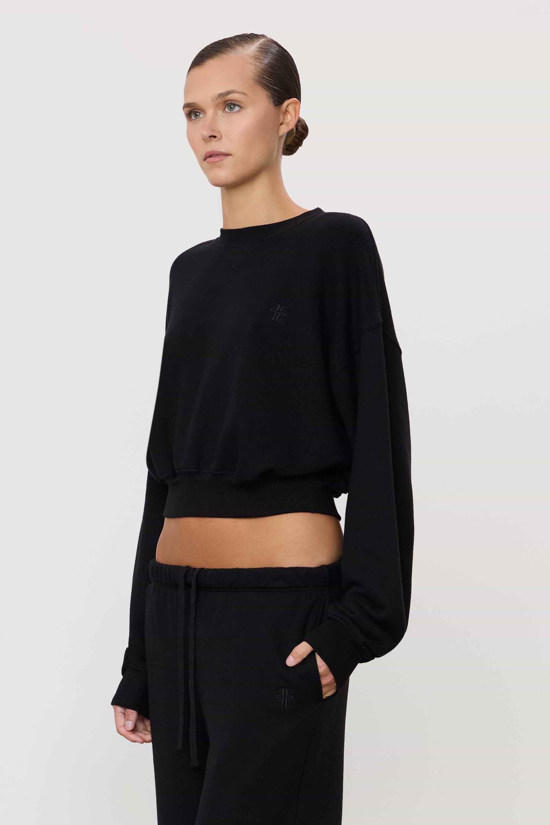 CROPPED CREWNECK SWEATSHIRT - ÉTERNE