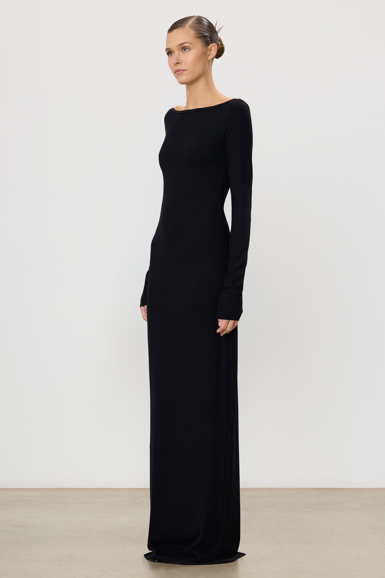 LONG SLEEVE BOATNECK MAXI DRESS - ÉTERNE