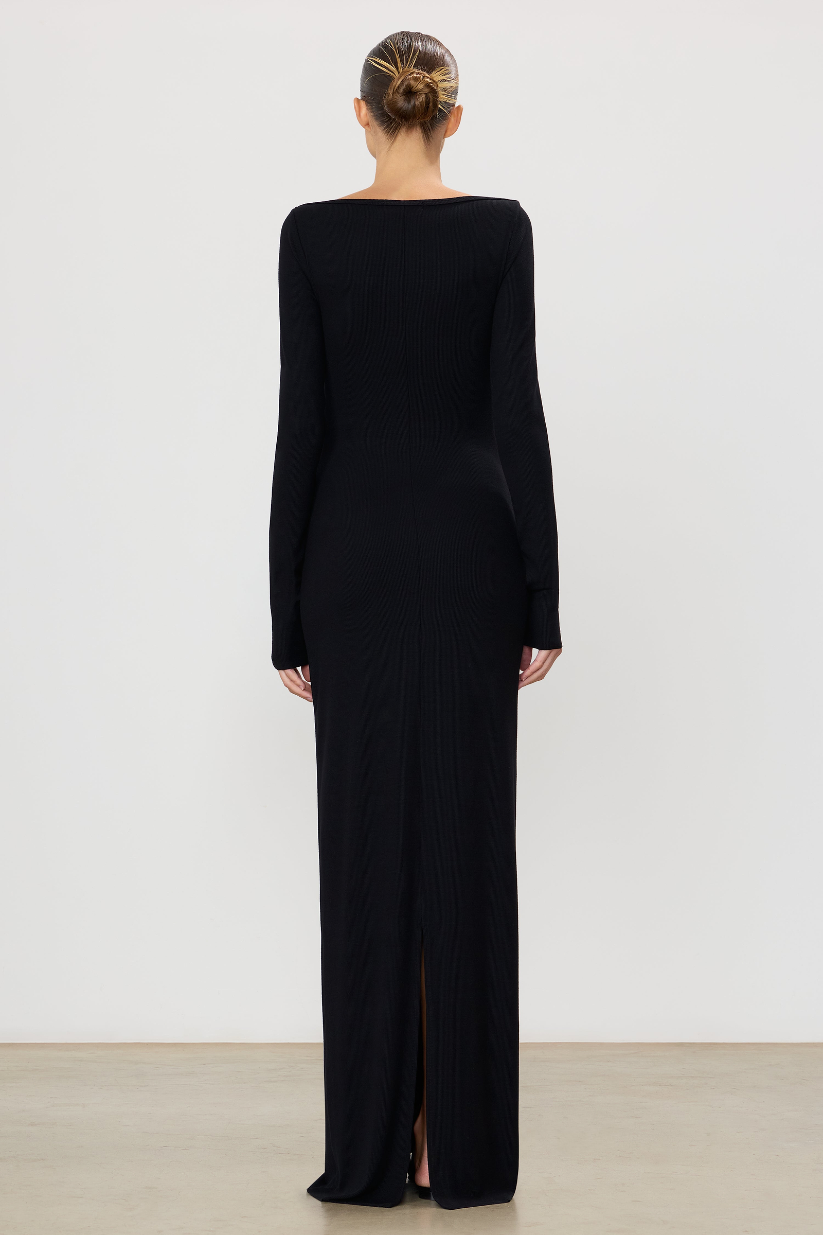 LONG SLEEVE BOATNECK MAXI DRESS - ÉTERNE