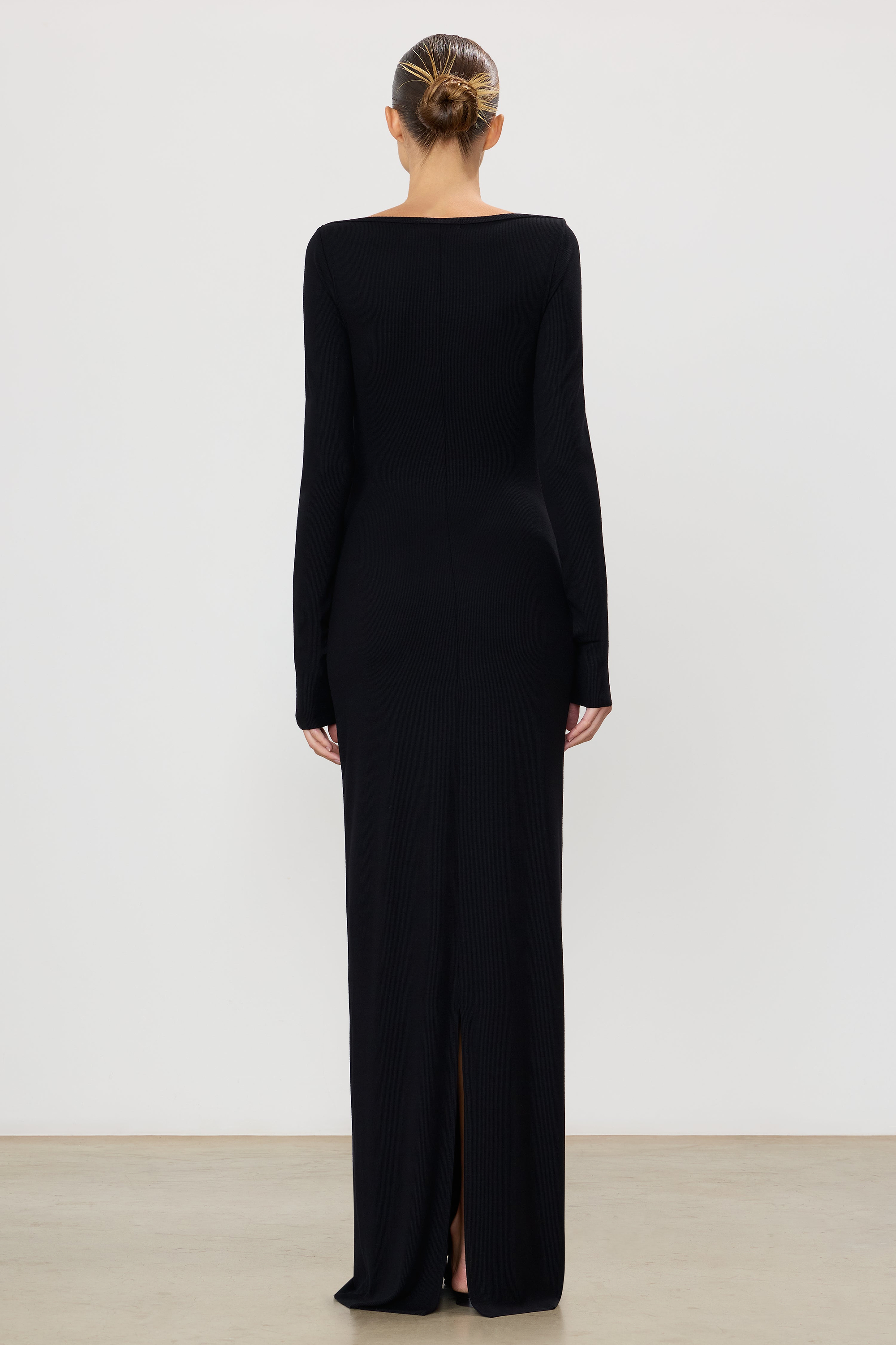 LONG SLEEVE BOATNECK MAXI DRESS - ÉTERNE